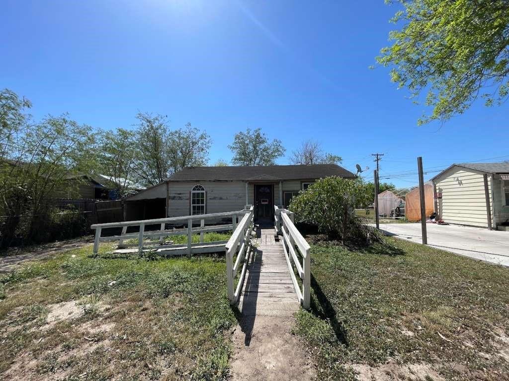 1017 W Buchanan Street — photo