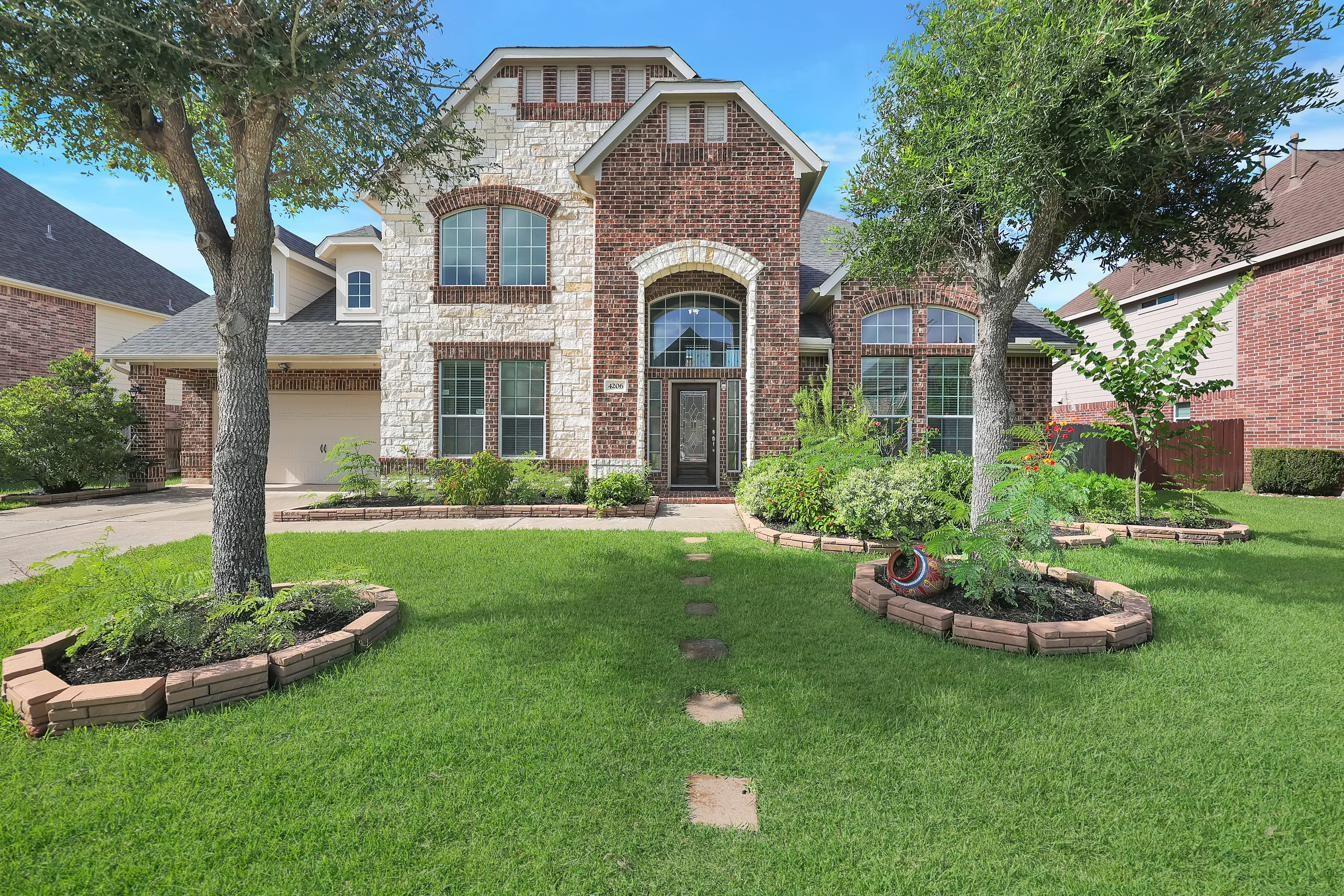 4206 Windmill Hill Drive — photo