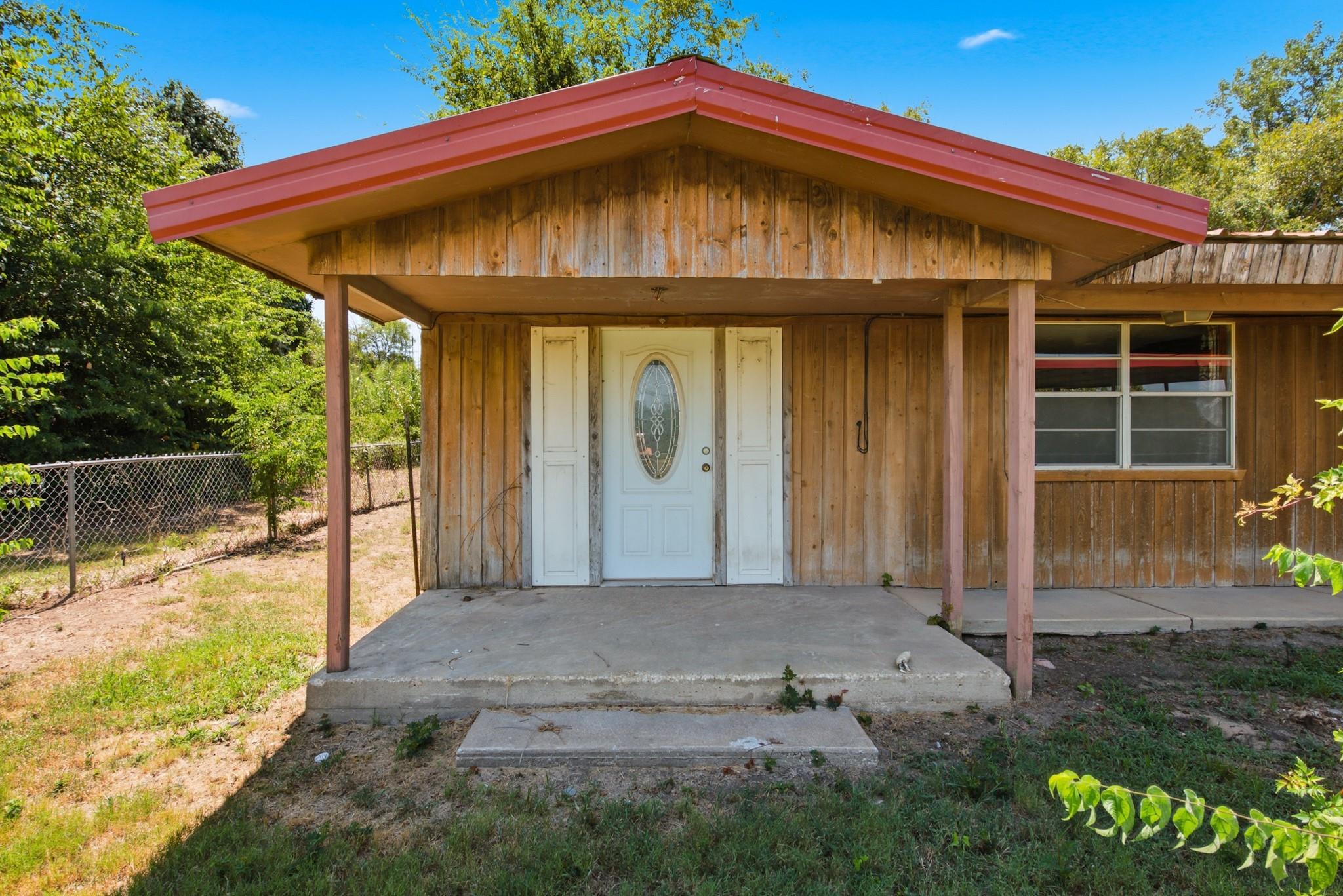 8032 E FM 979 — photo