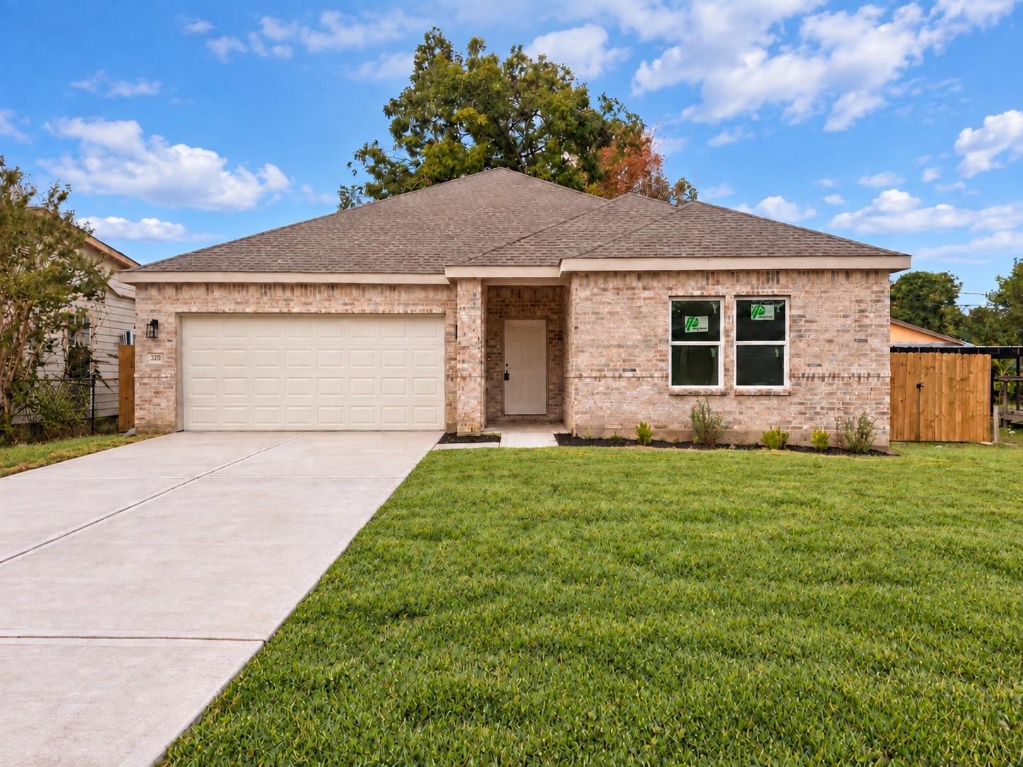 320 Briarwood Drive — photo