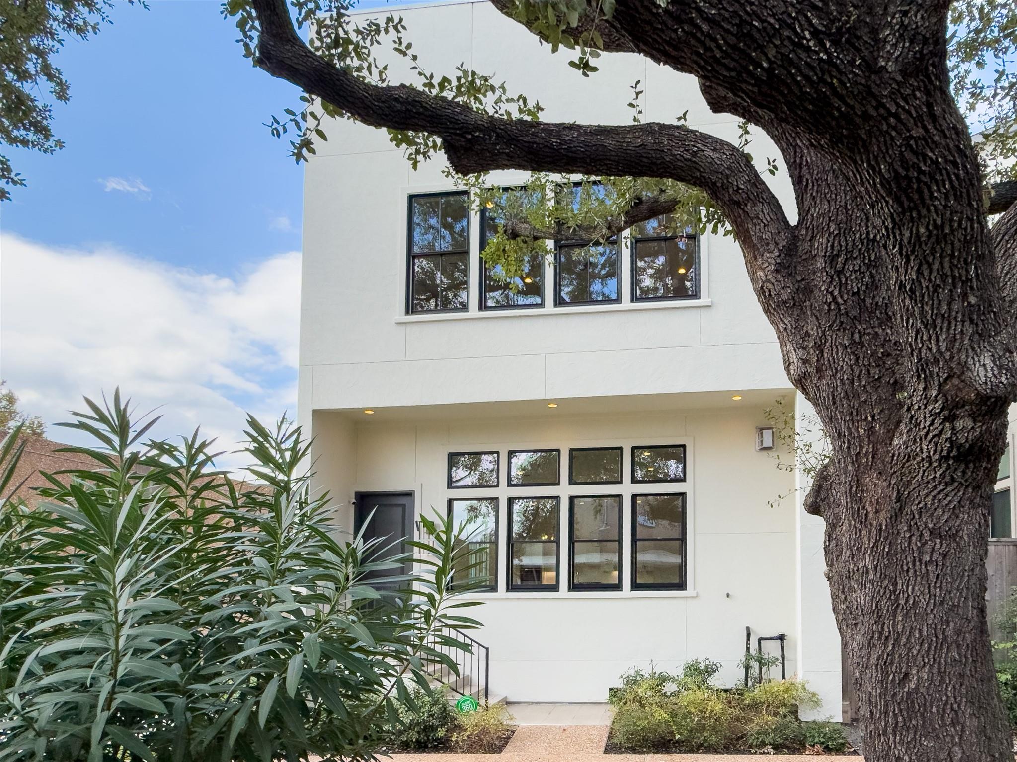 4011 Breakwood Drive — photo