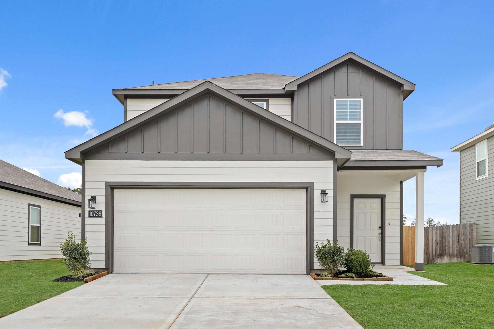 10738 Red Flagstone Drive — photo