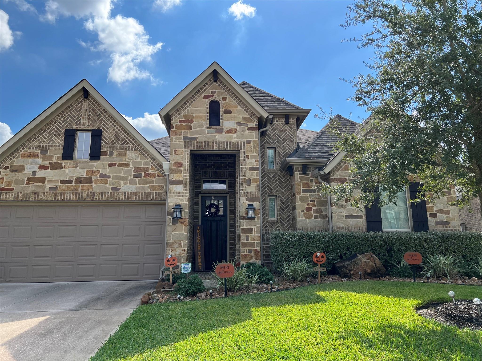 20427 Montecrest Circle, Spring, TX 77379
