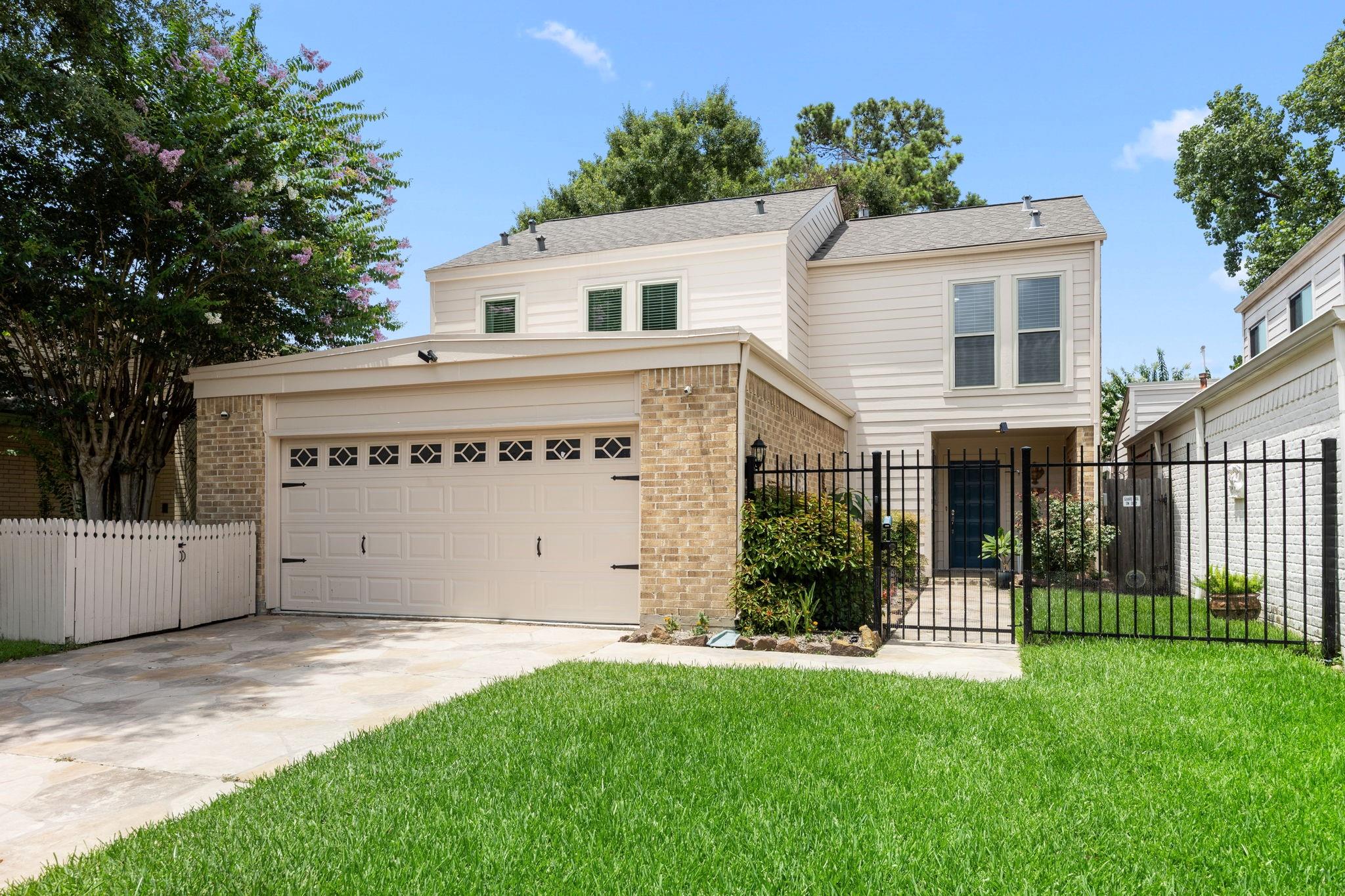 1375 Bullock Lane — photo