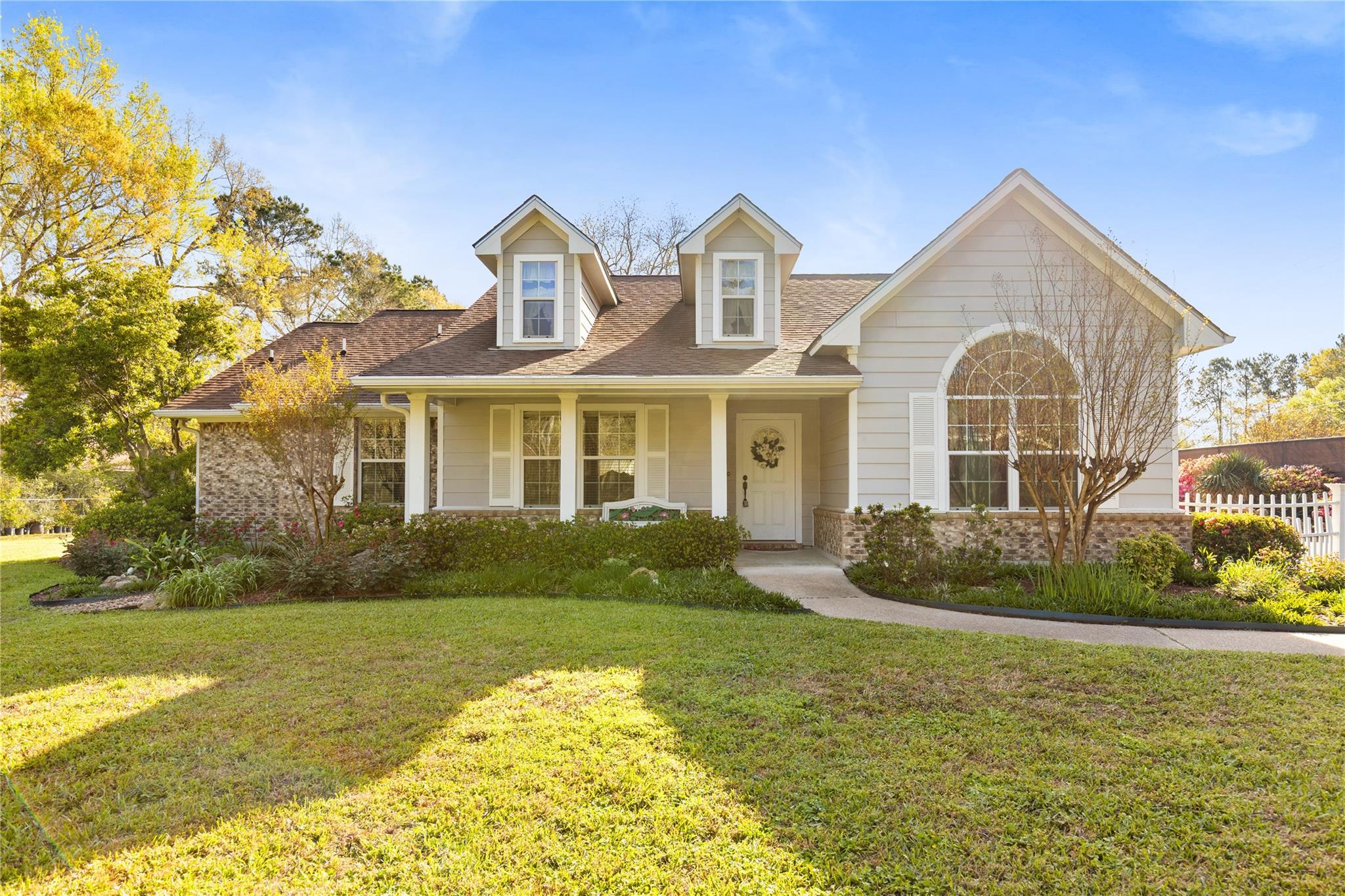 11547 Crockett Martin Road — photo