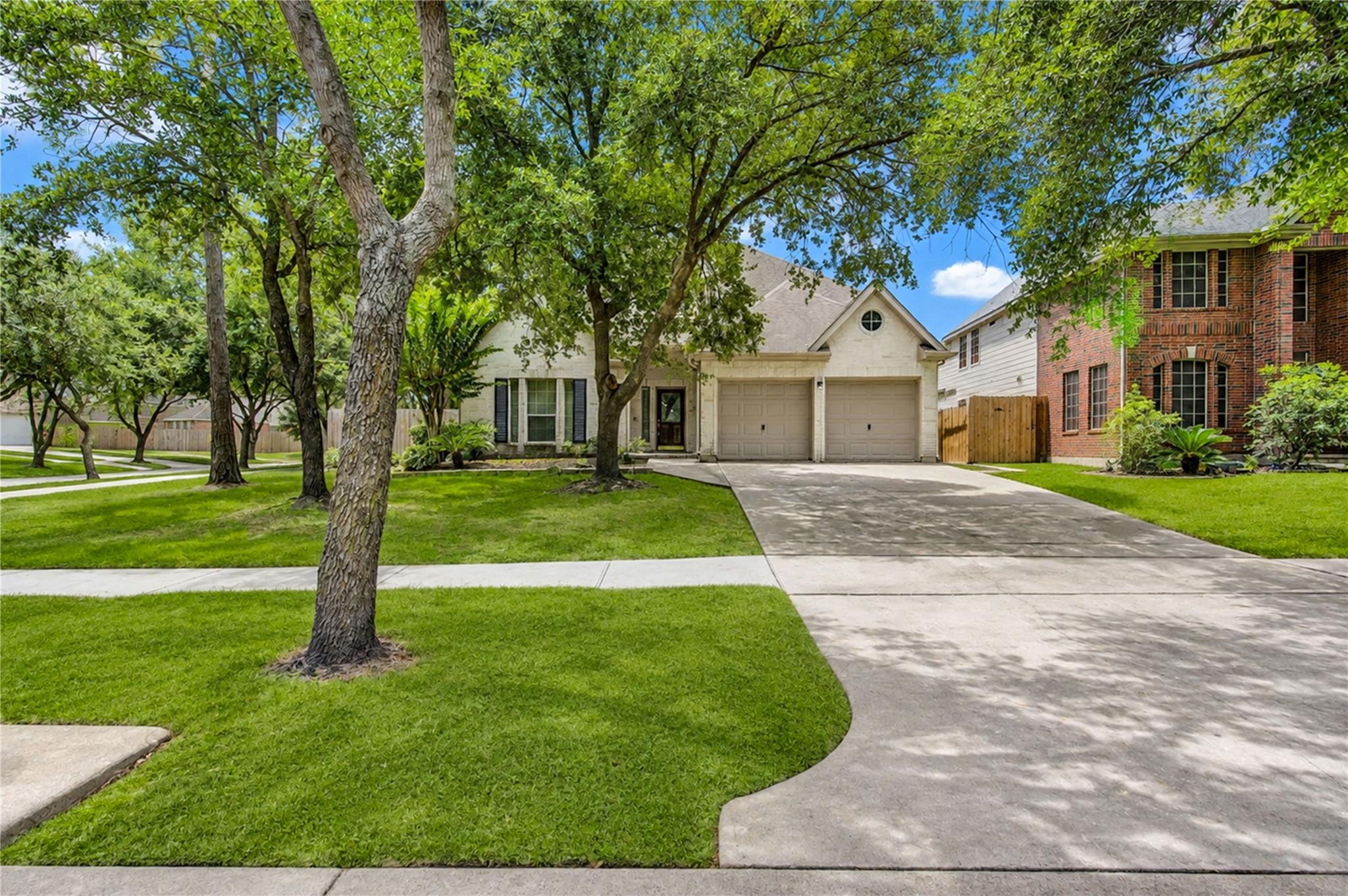 14009 Hollow Canyon Lane — photo