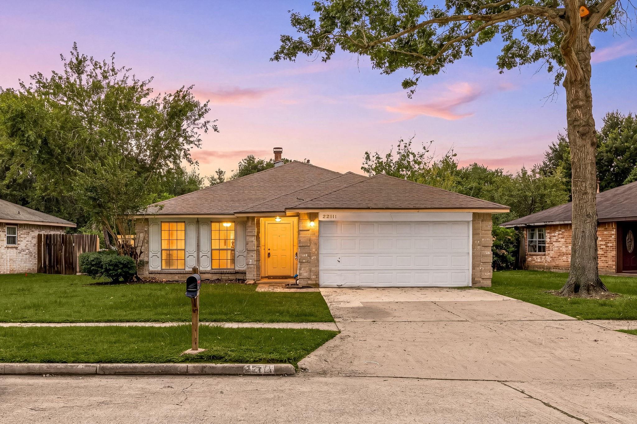 22111 Pearl Lake Drive — photo