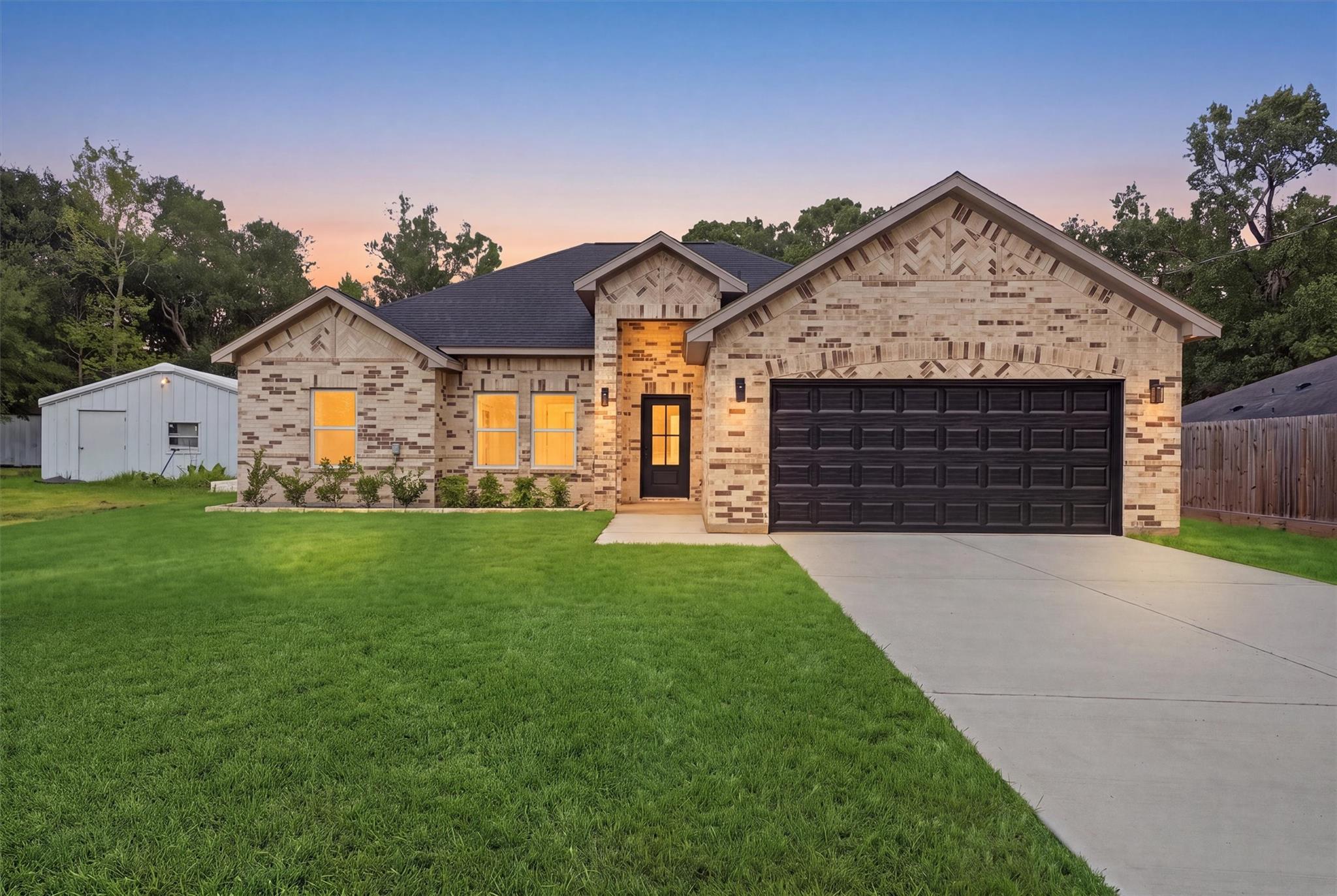 11909 Miller Circle — photo