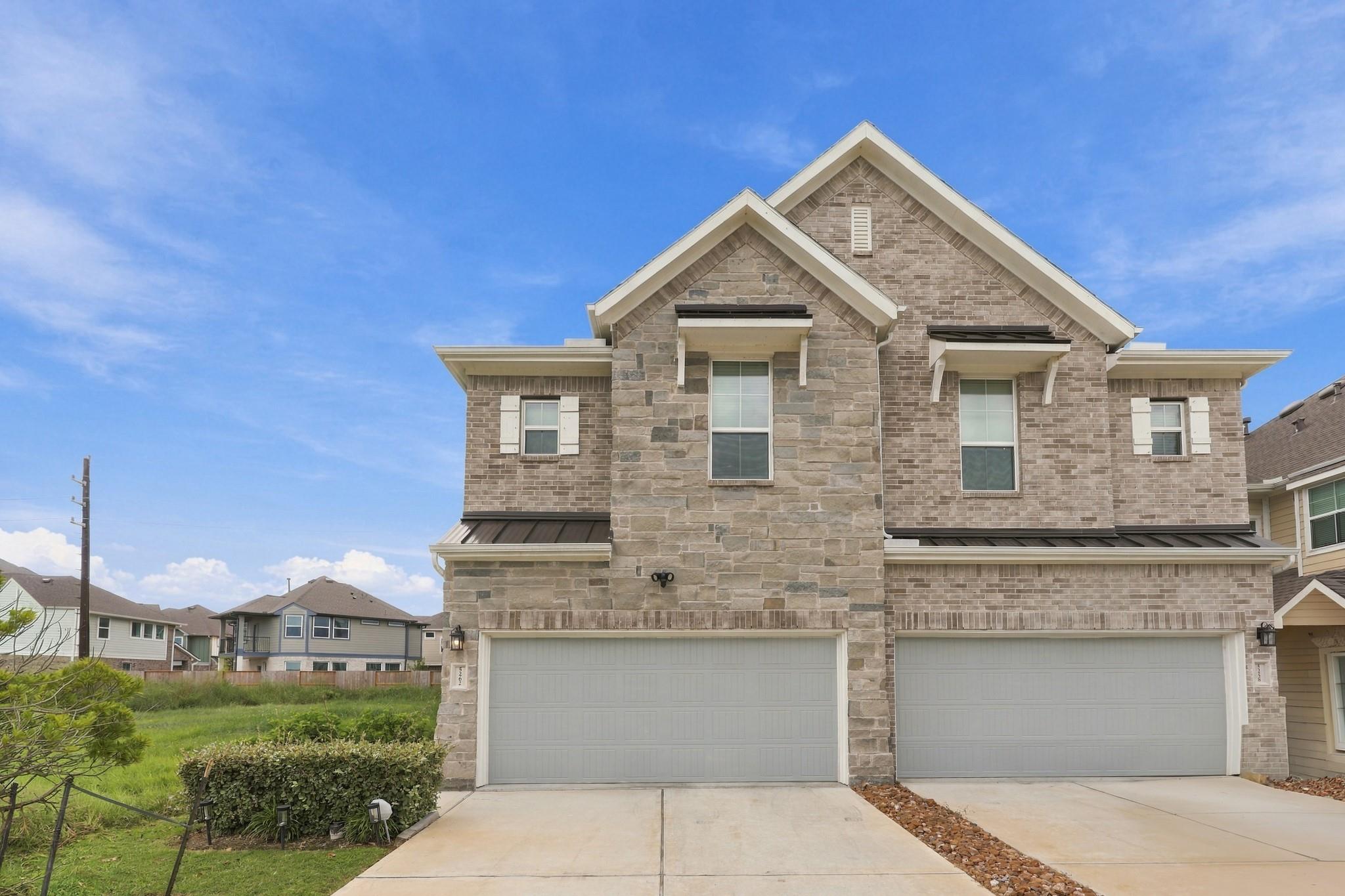 5262 Capricorn Way — photo