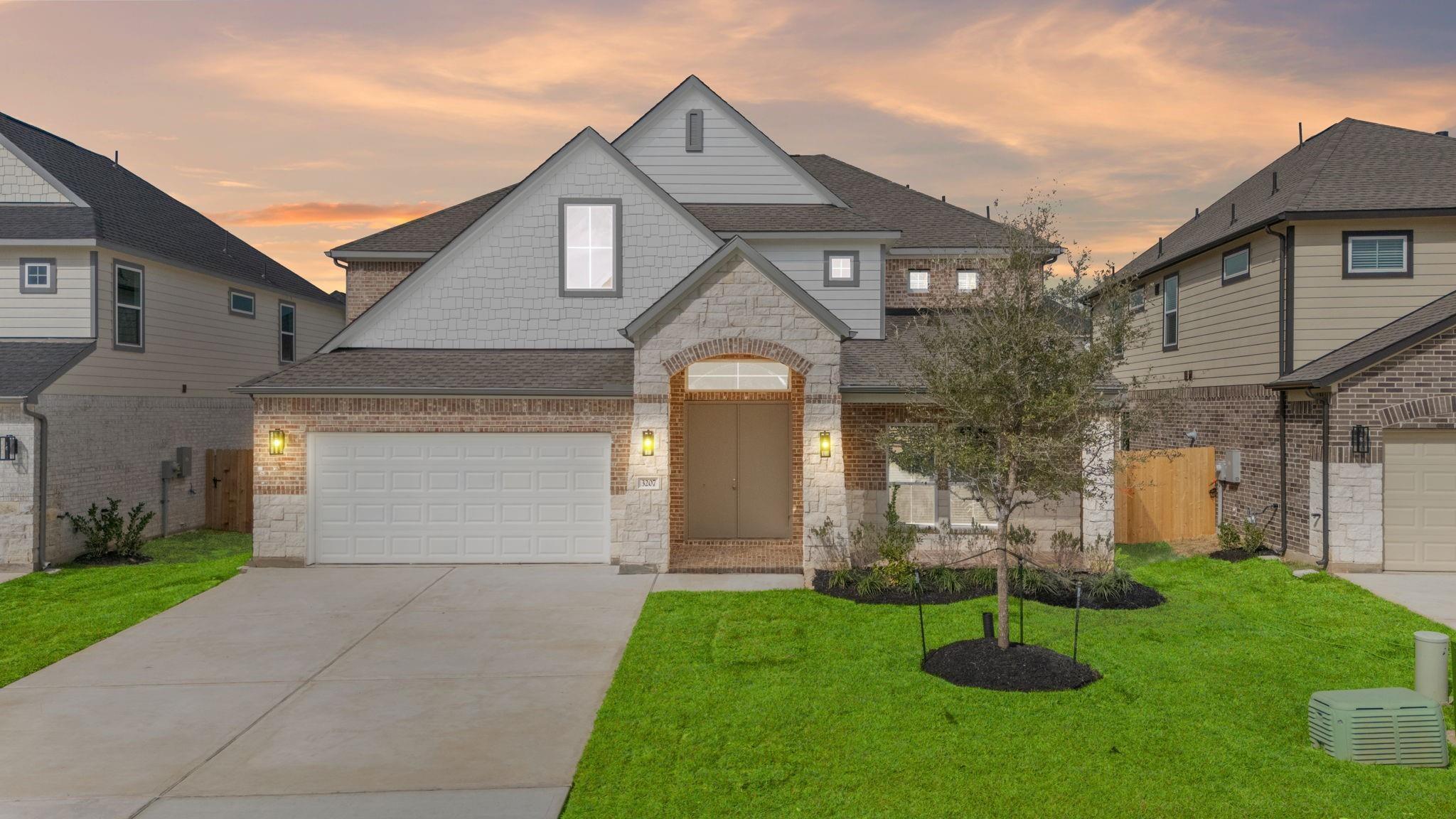 2136 Golden Spruce Court — photo
