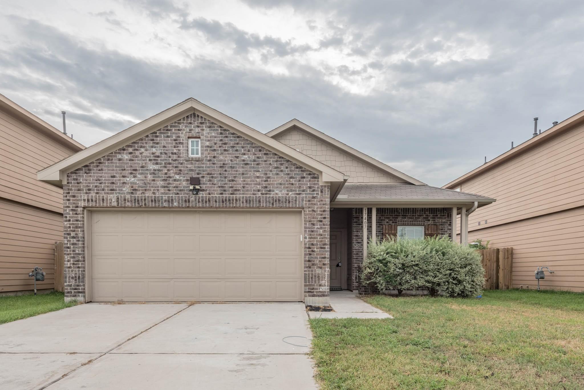 17407 Blackstone Trails Drive — photo