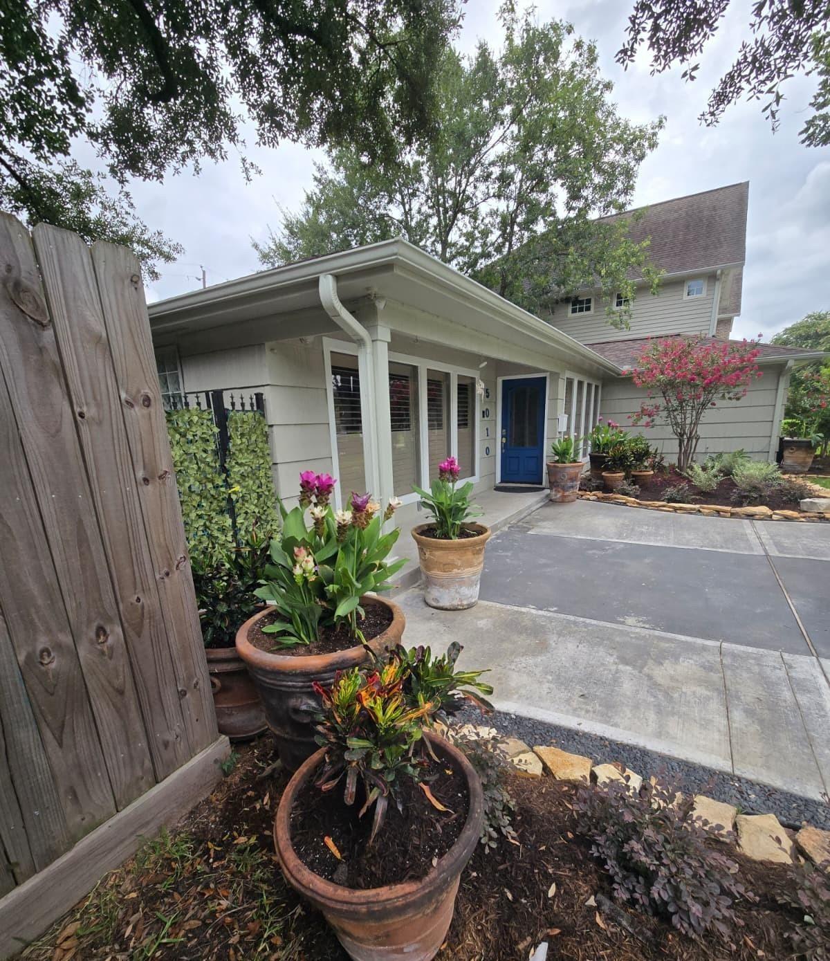 5010 Mayfair Street — photo