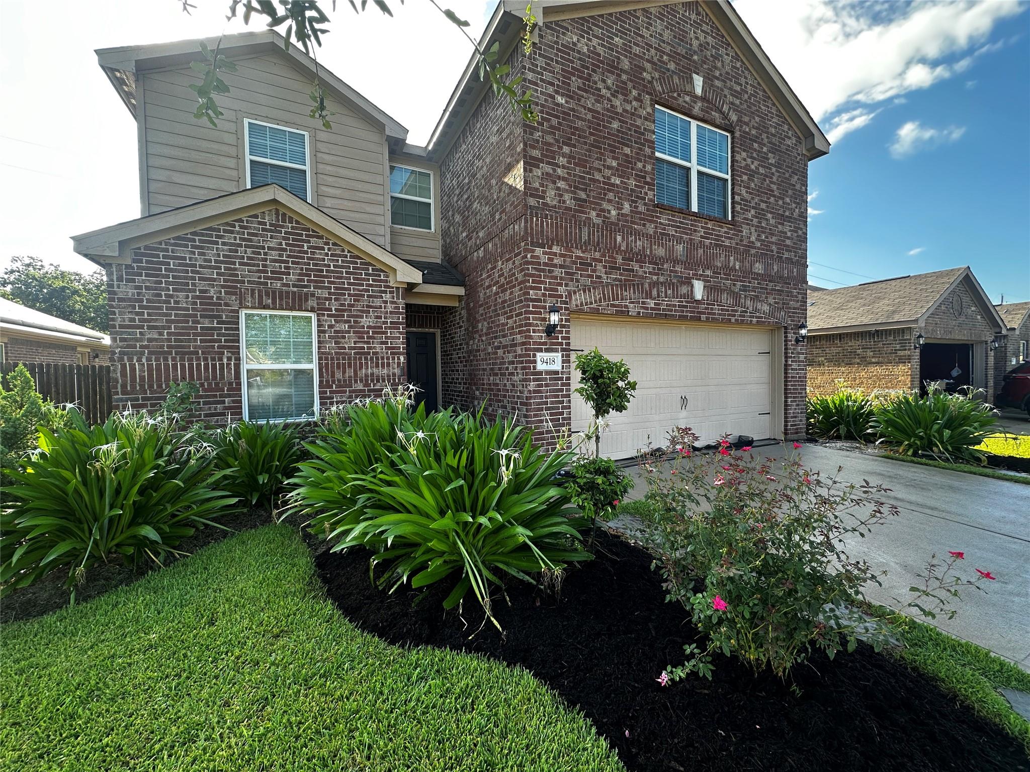 9418 Opal Gates Drive — photo