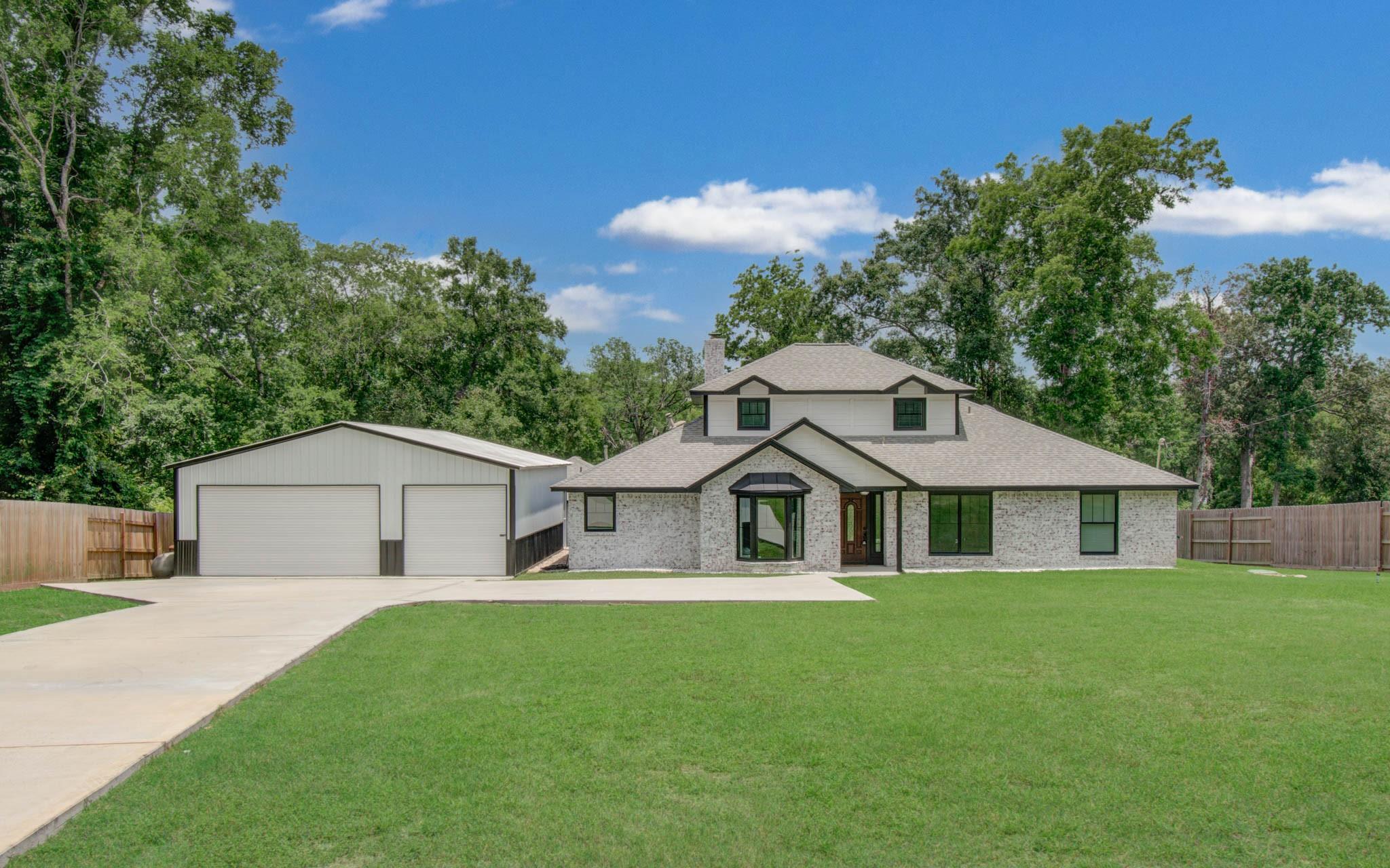 10881 FM 1409 — photo