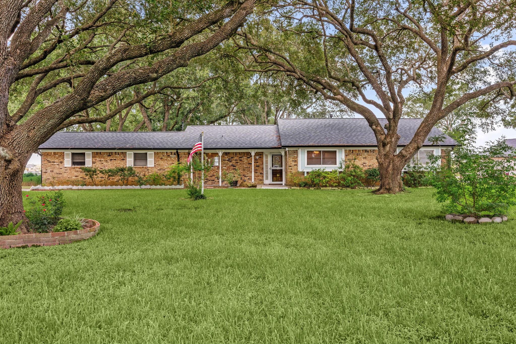 3530 Katy Hockley Road — photo