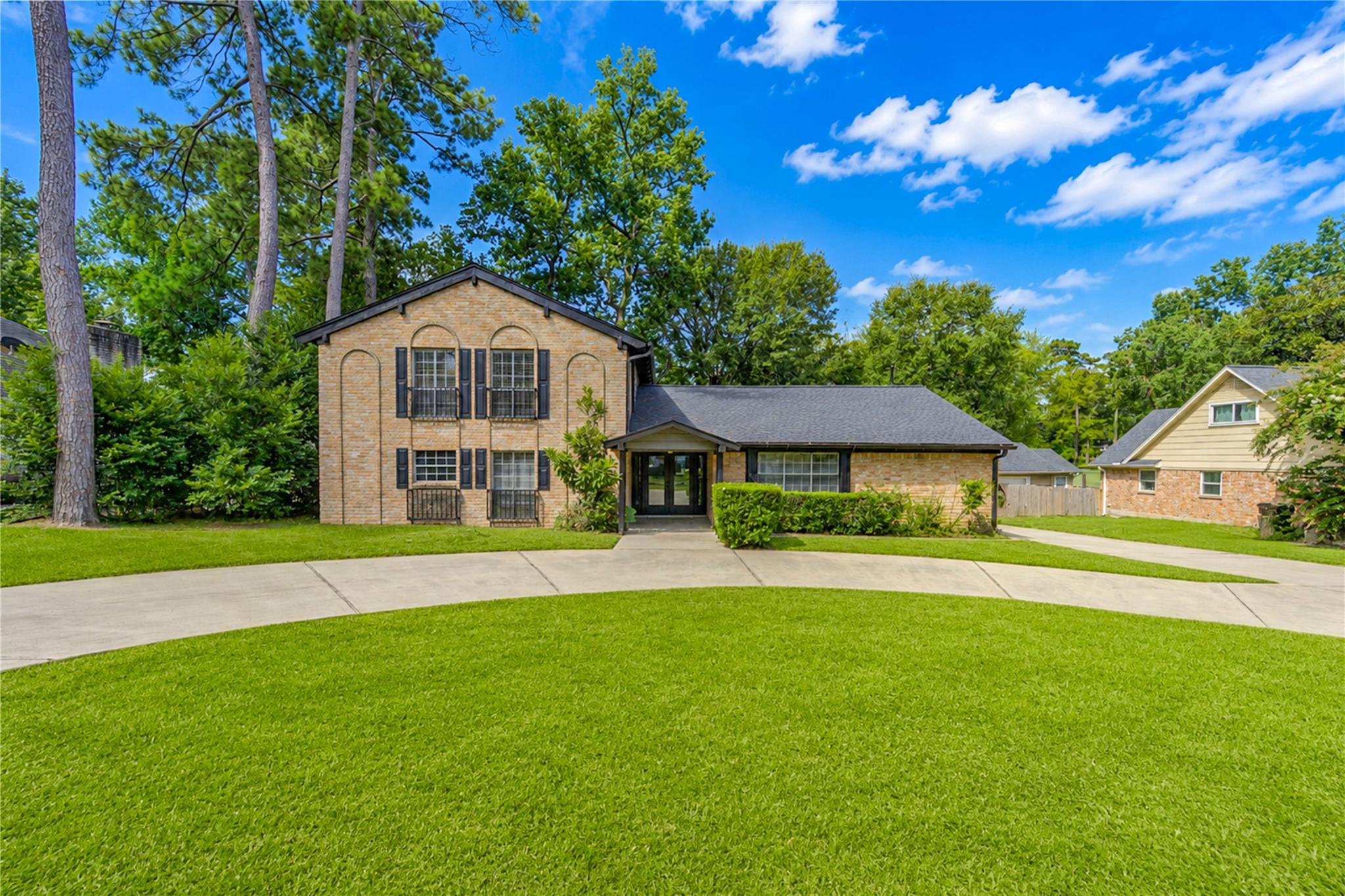 814 Stone Mountain Drive — photo
