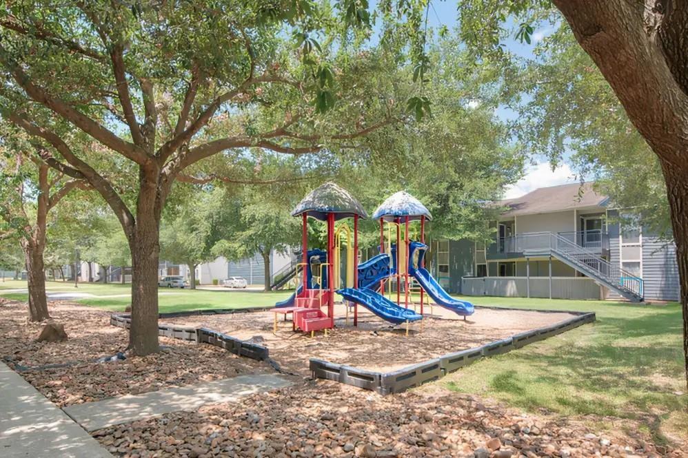 11800 Grant Road #4601 — photo
