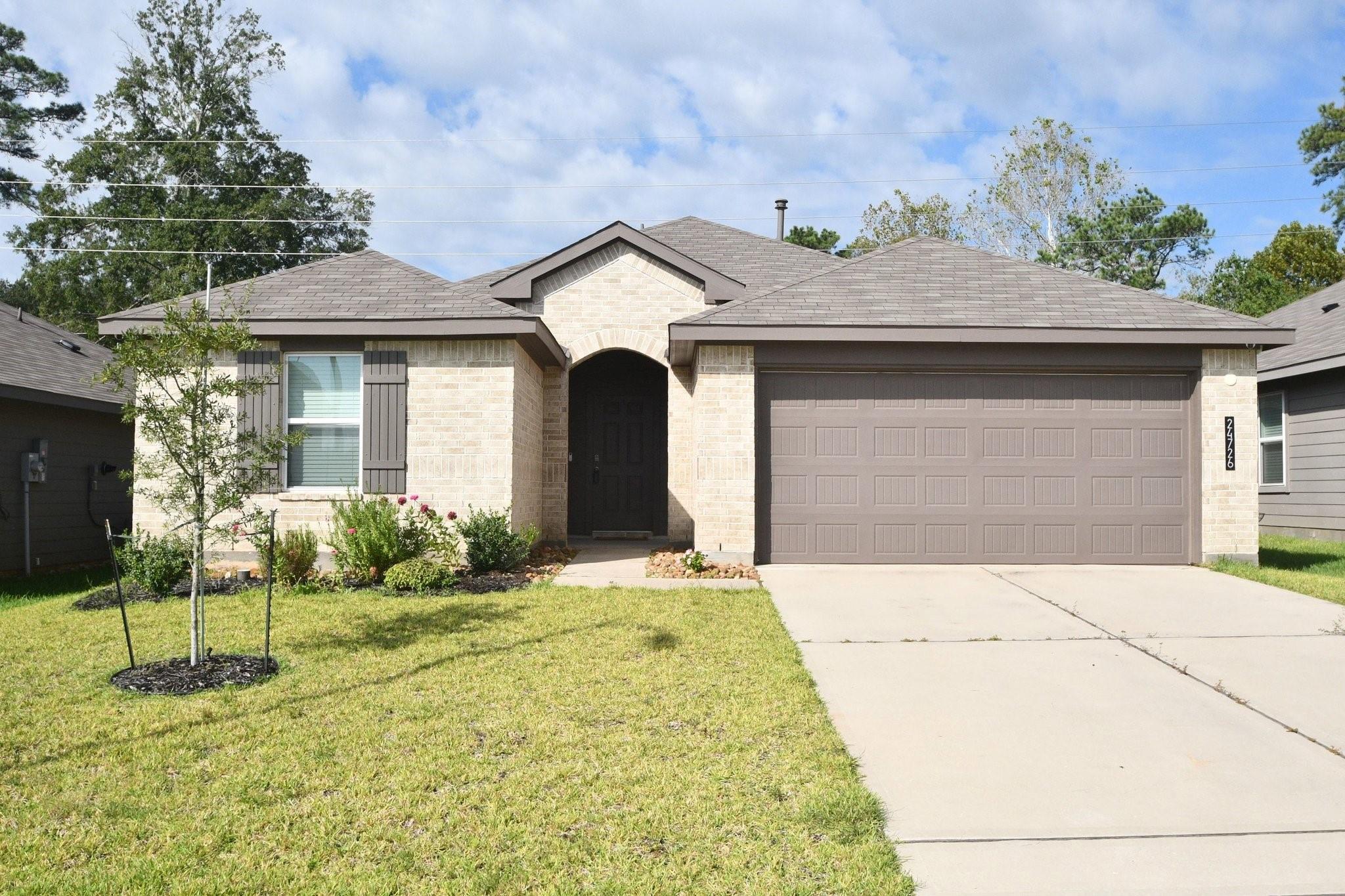 24726 Majestic Cone Lane — photo
