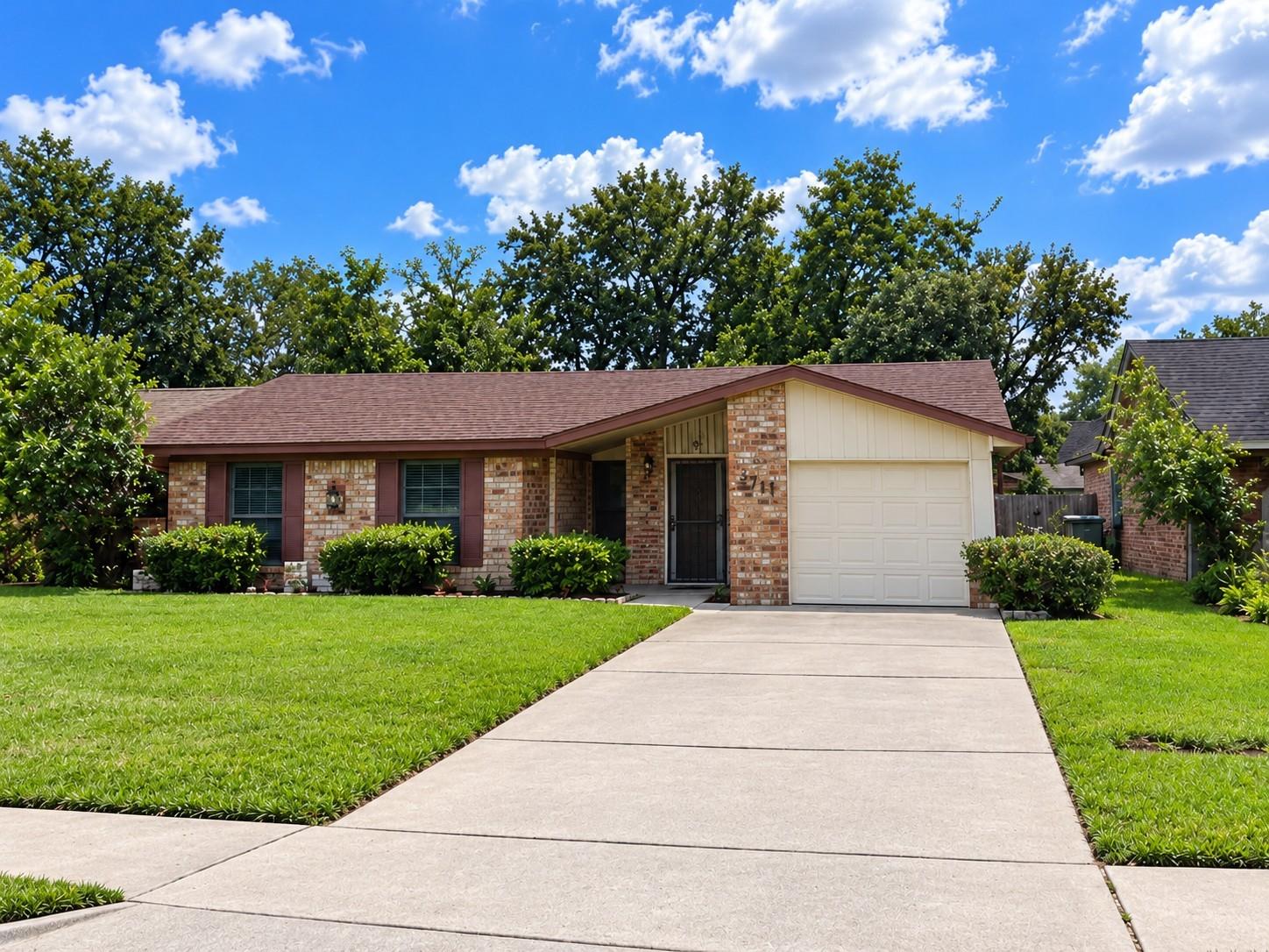 3711 Heatherbrook Drive — photo