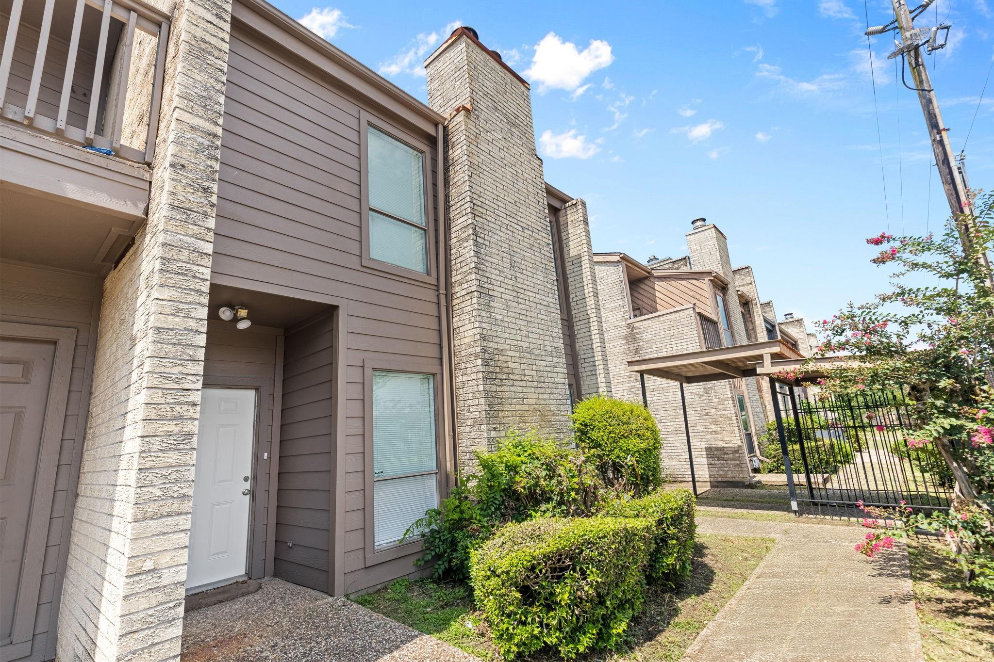 11280 Braes Forest Drive #105 — photo