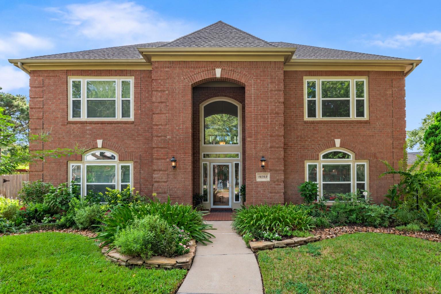15703 Quiet Bay Court — photo