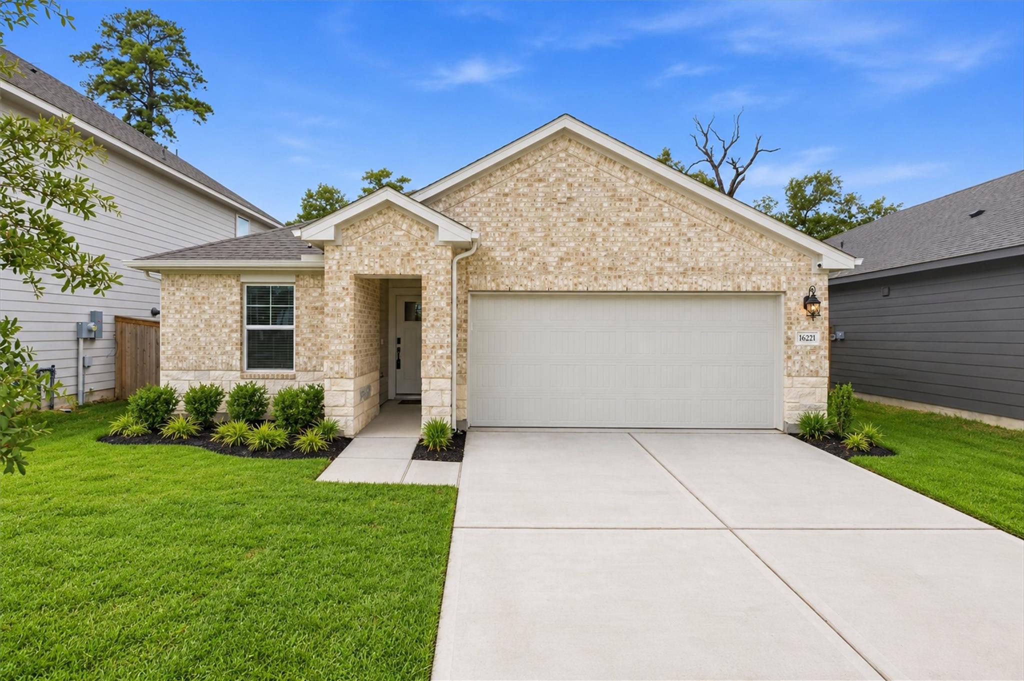 16221 Parish Pointe Ct — photo