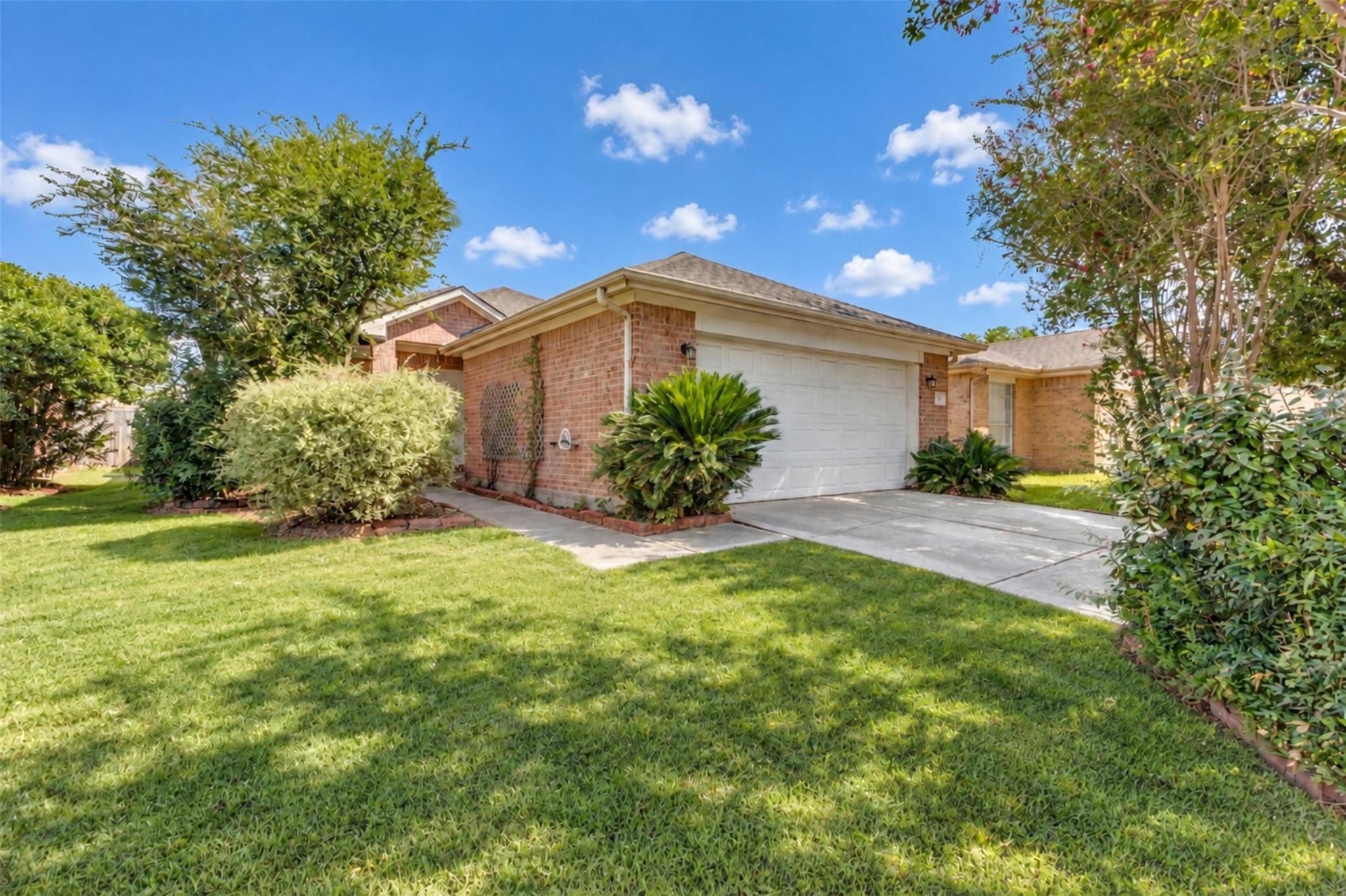 7434 Parkland Manor Drive — photo