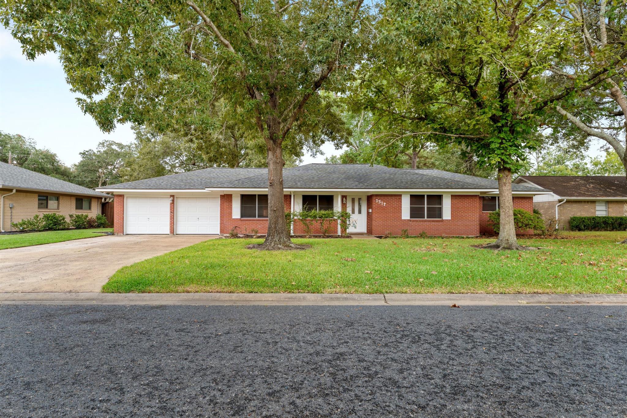 1317 Wallace Street — photo
