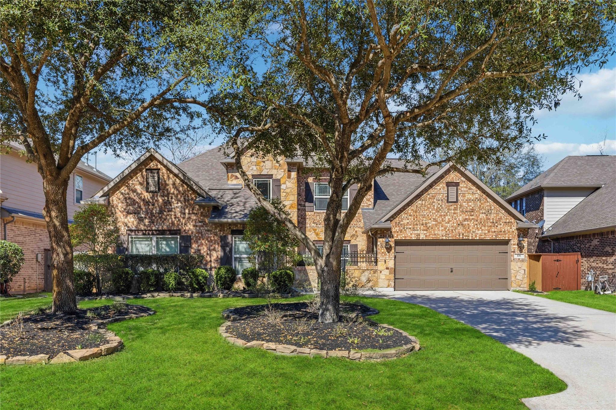 106 Joshuas Place — photo