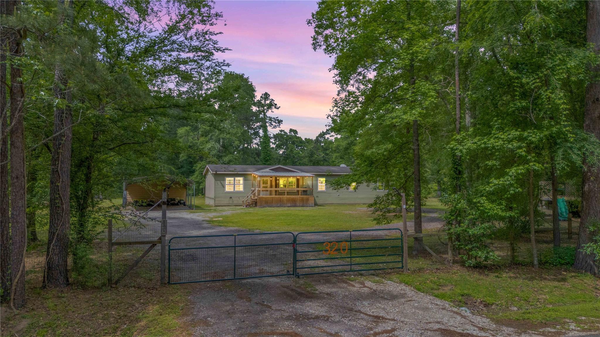320 Wild Oak Drive — photo