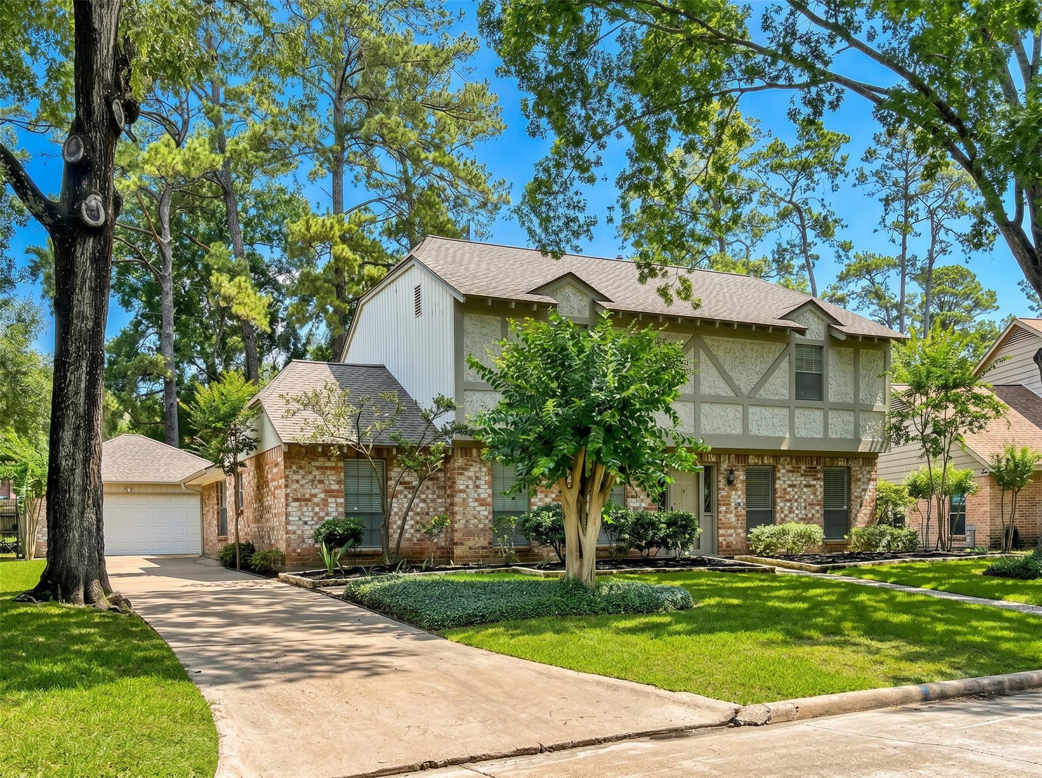 5702 Vestavia Drive — photo