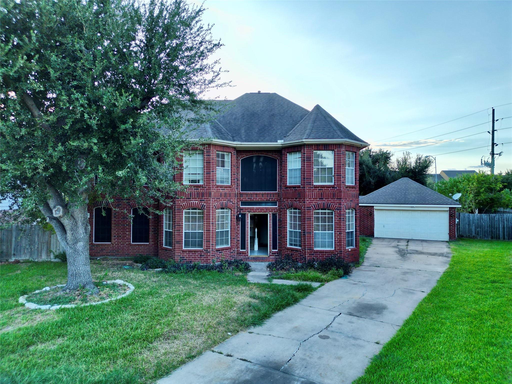 2906 Little Branch Court — photo
