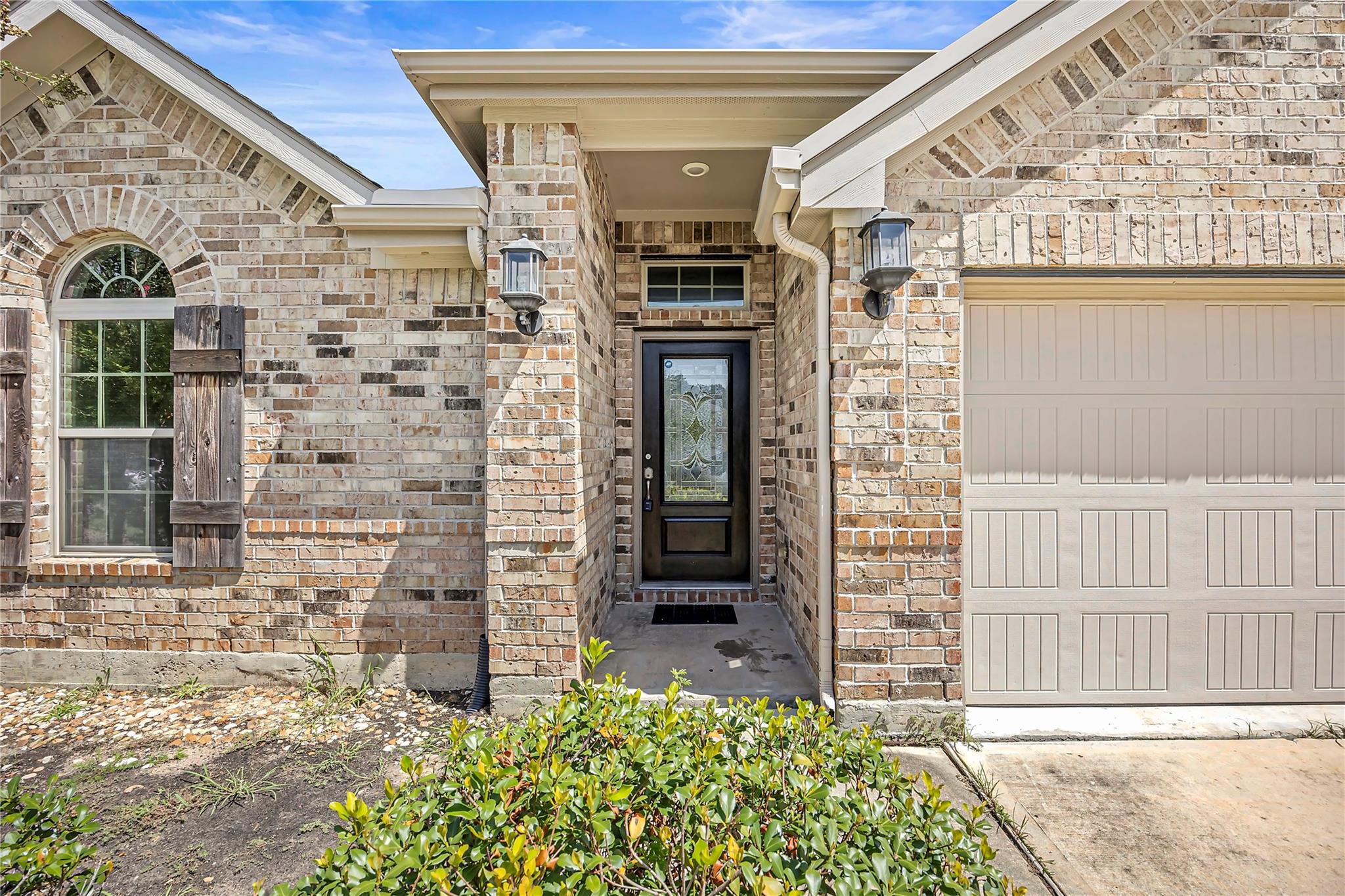 2919 Twin Cove Court — photo