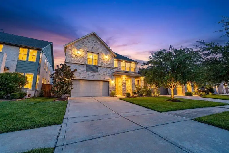 13211 Terania Cliff Trace — photo
