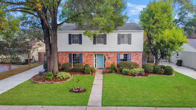 10610 Overbrook Lane — photo