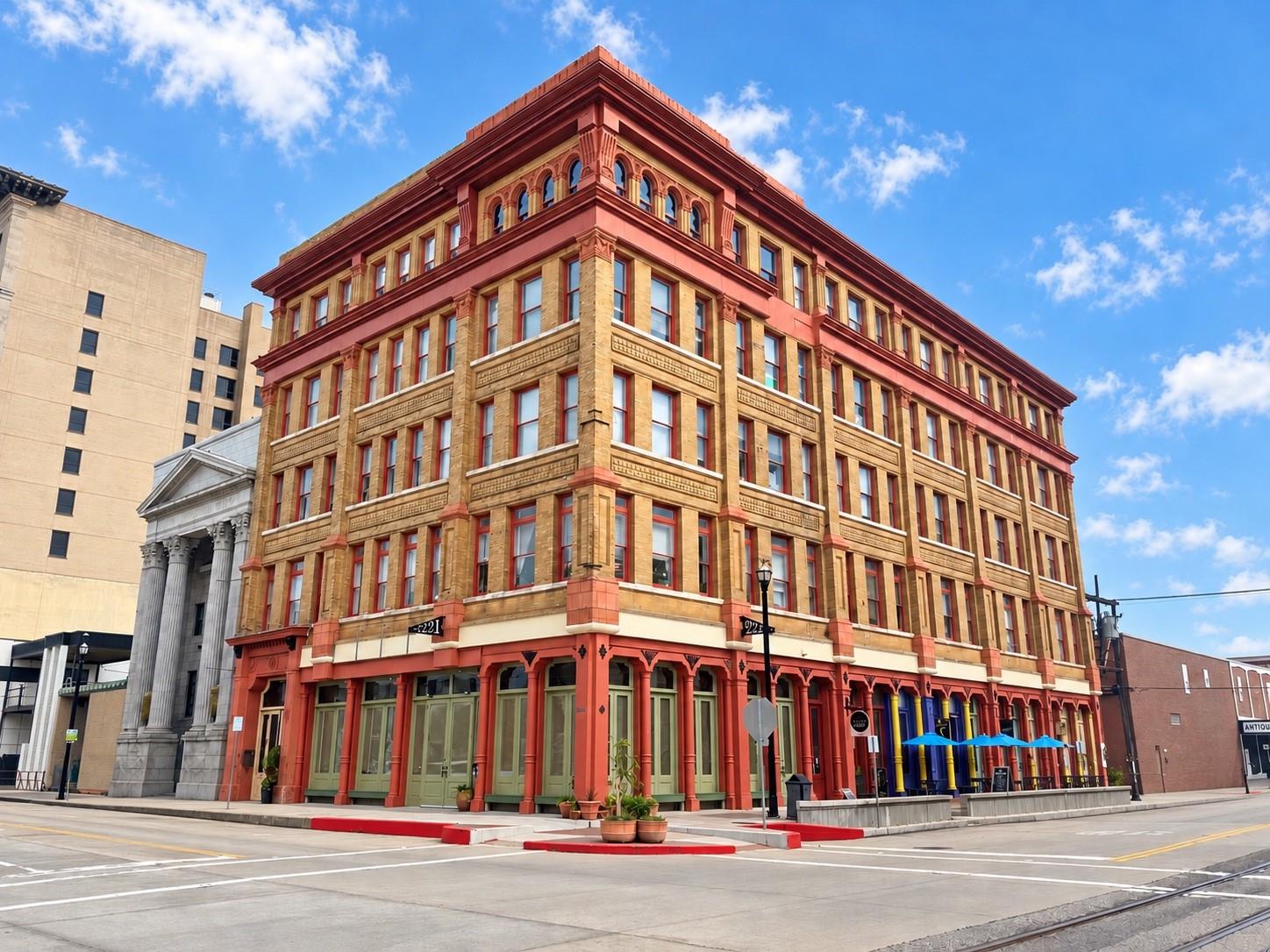 2221 Market Street #504 — photo