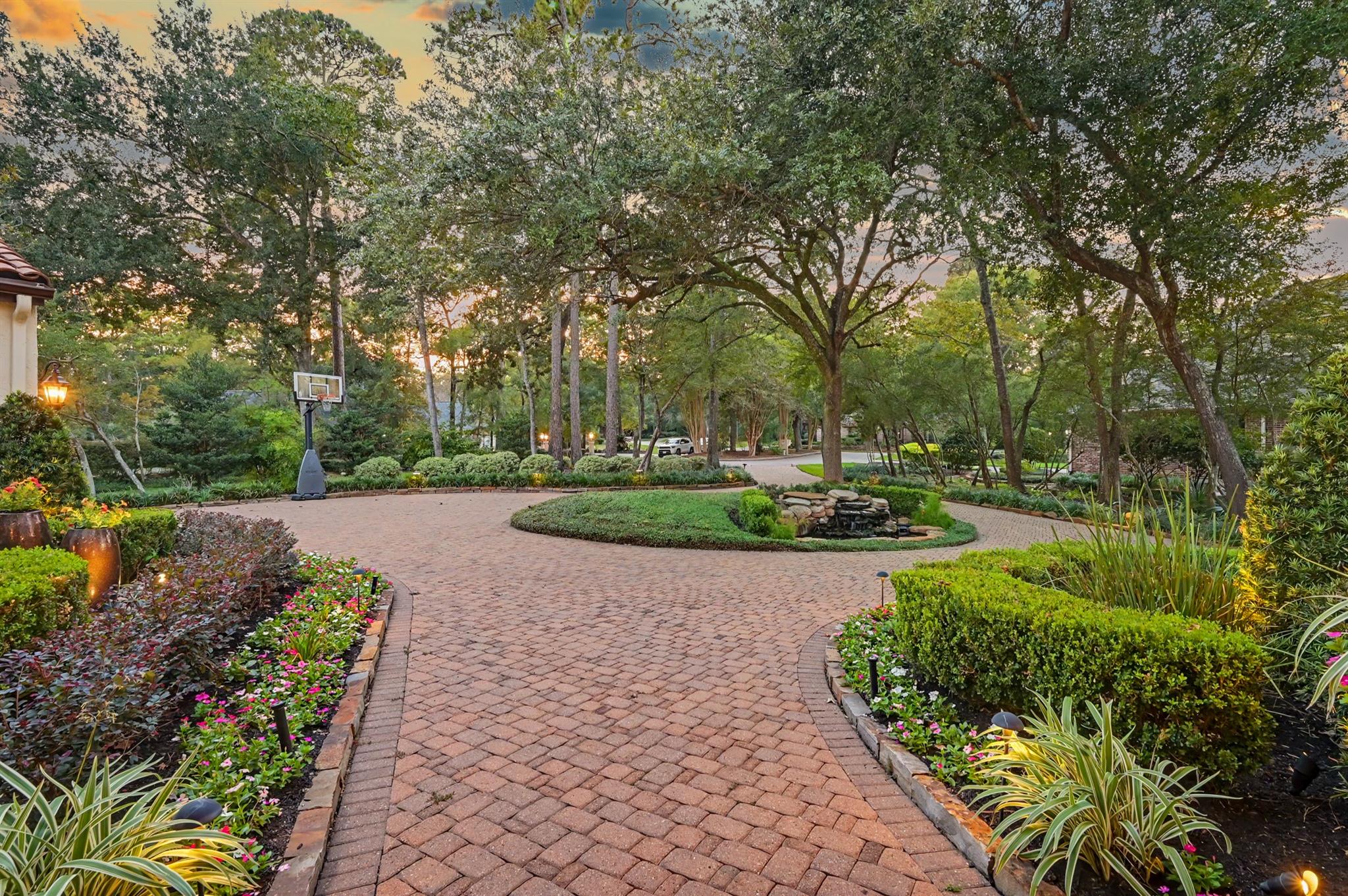 22 Watertree Court, Spring, TX 77380 — photo 2