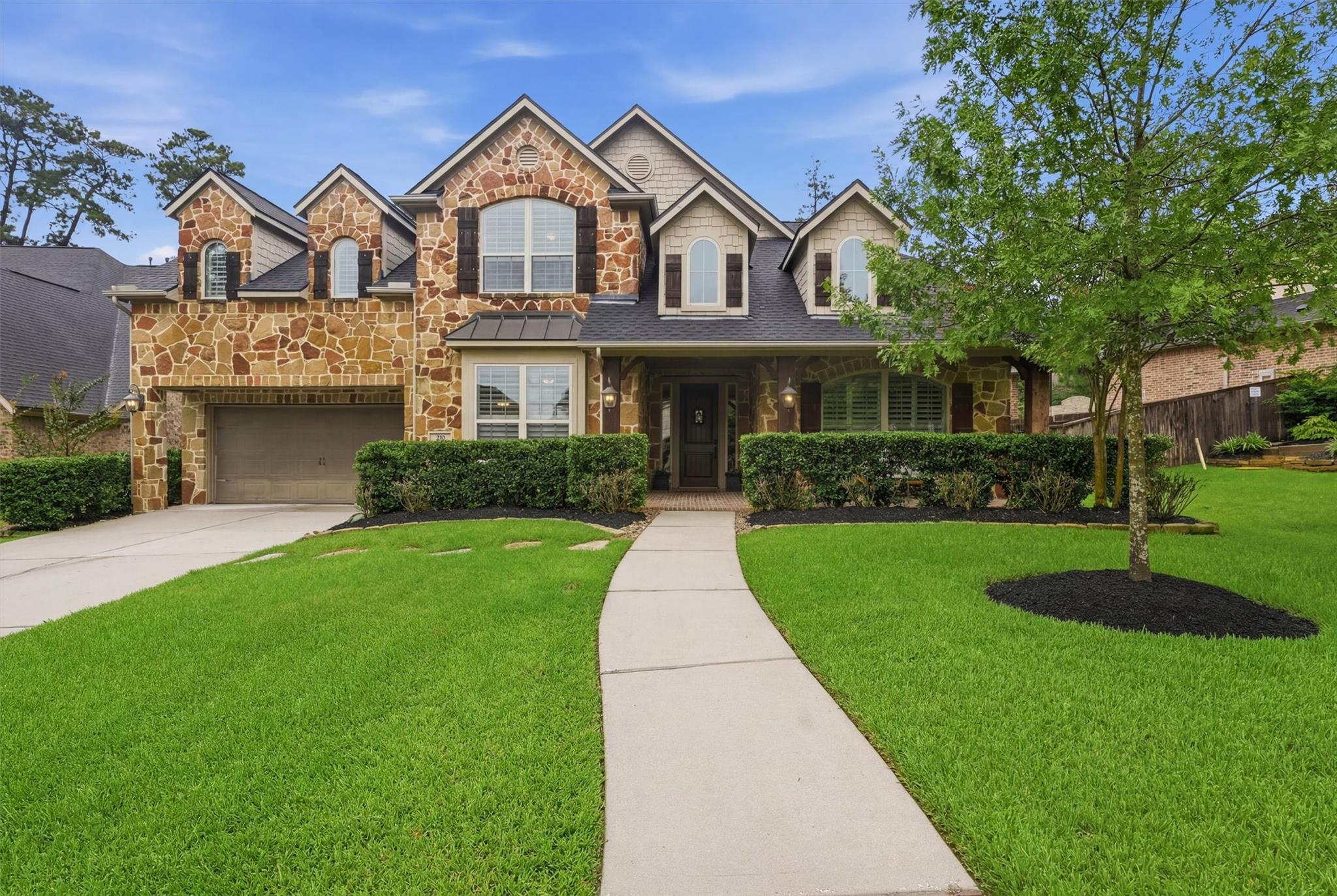 210 Fox Squirrel Court — photo