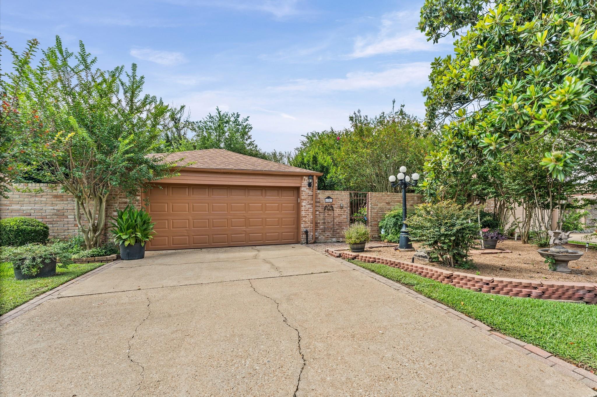 6903 Bullinger Drive — photo