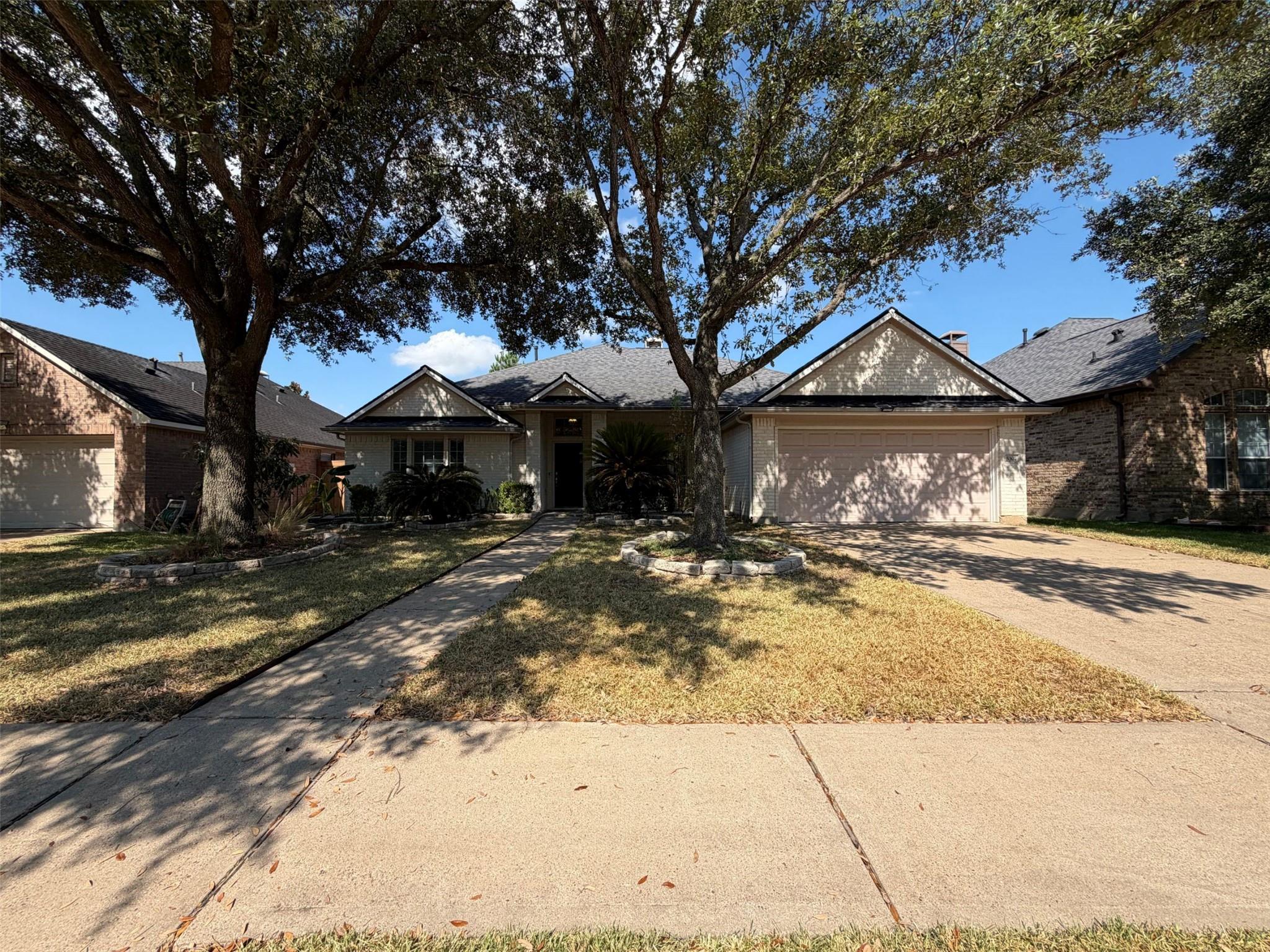 5307 Chatham Hill Lane — photo