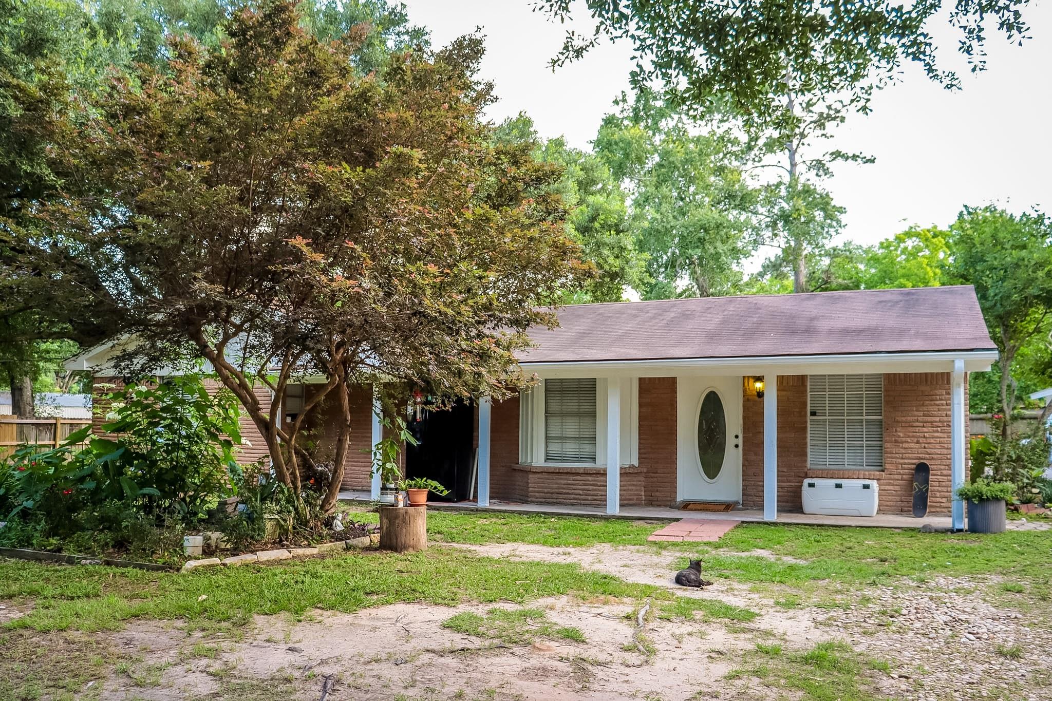 8815 Kerr Drive — photo