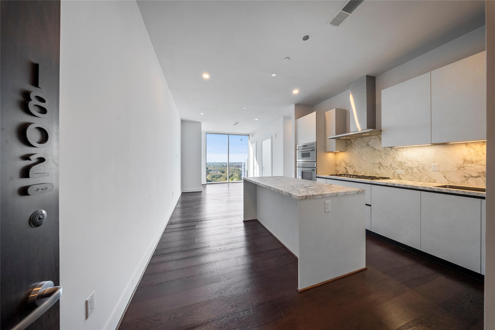1711 Allen Parkway #1802 — photo