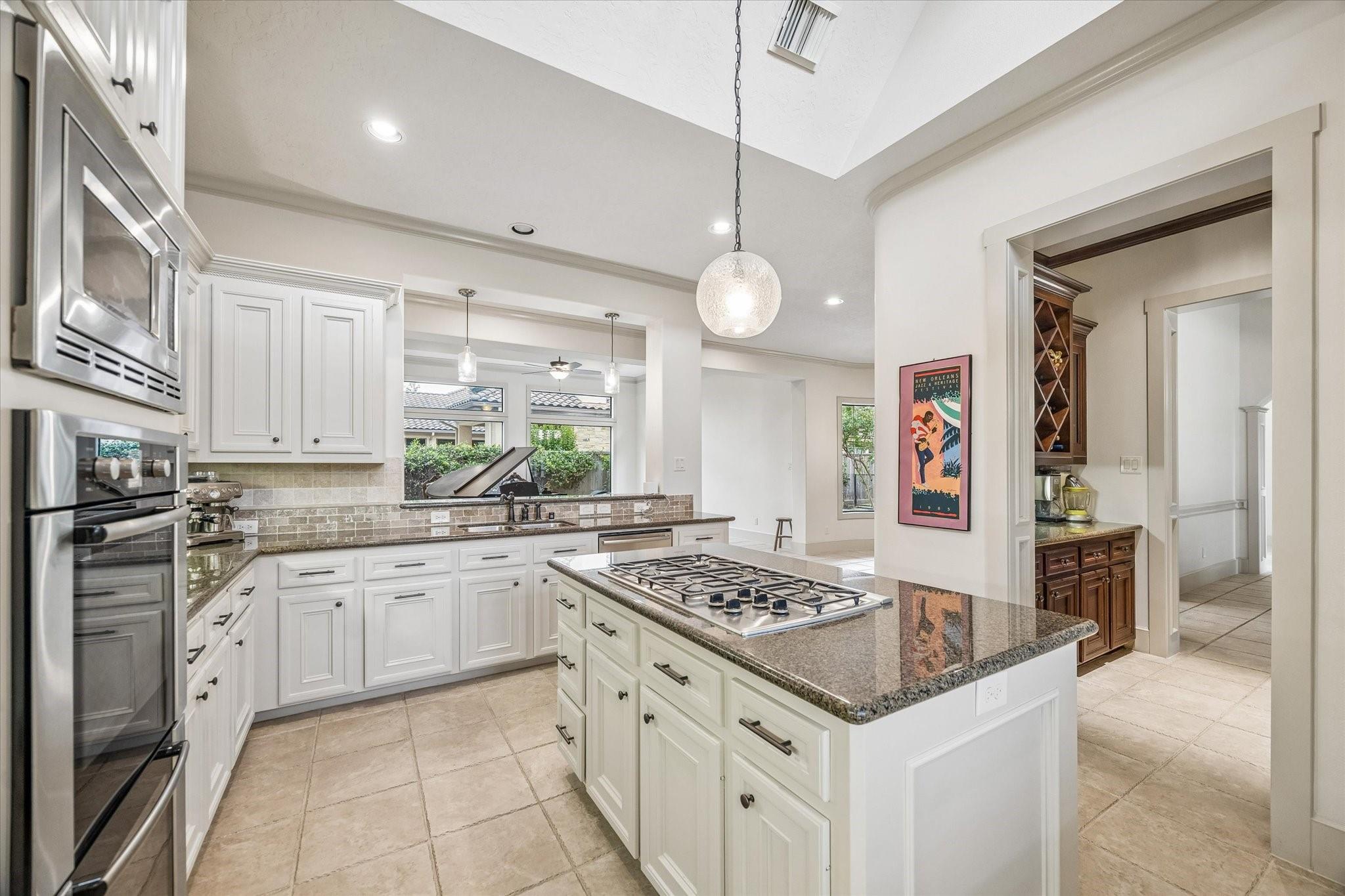 70 Shadow Creek Ridge Drive, Spring, TX 77389 — photo 3