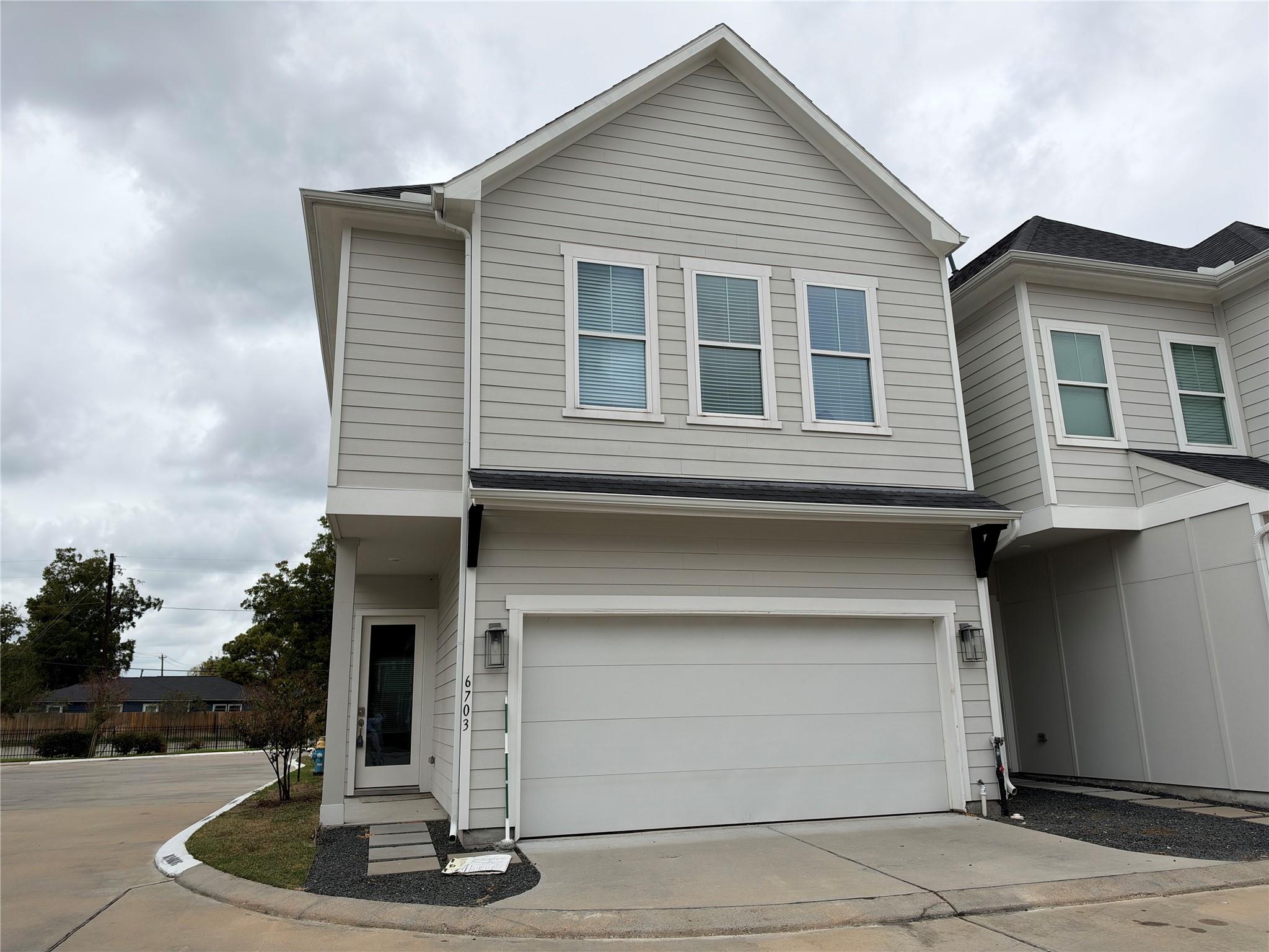 6703 Parker Grove Lane — photo