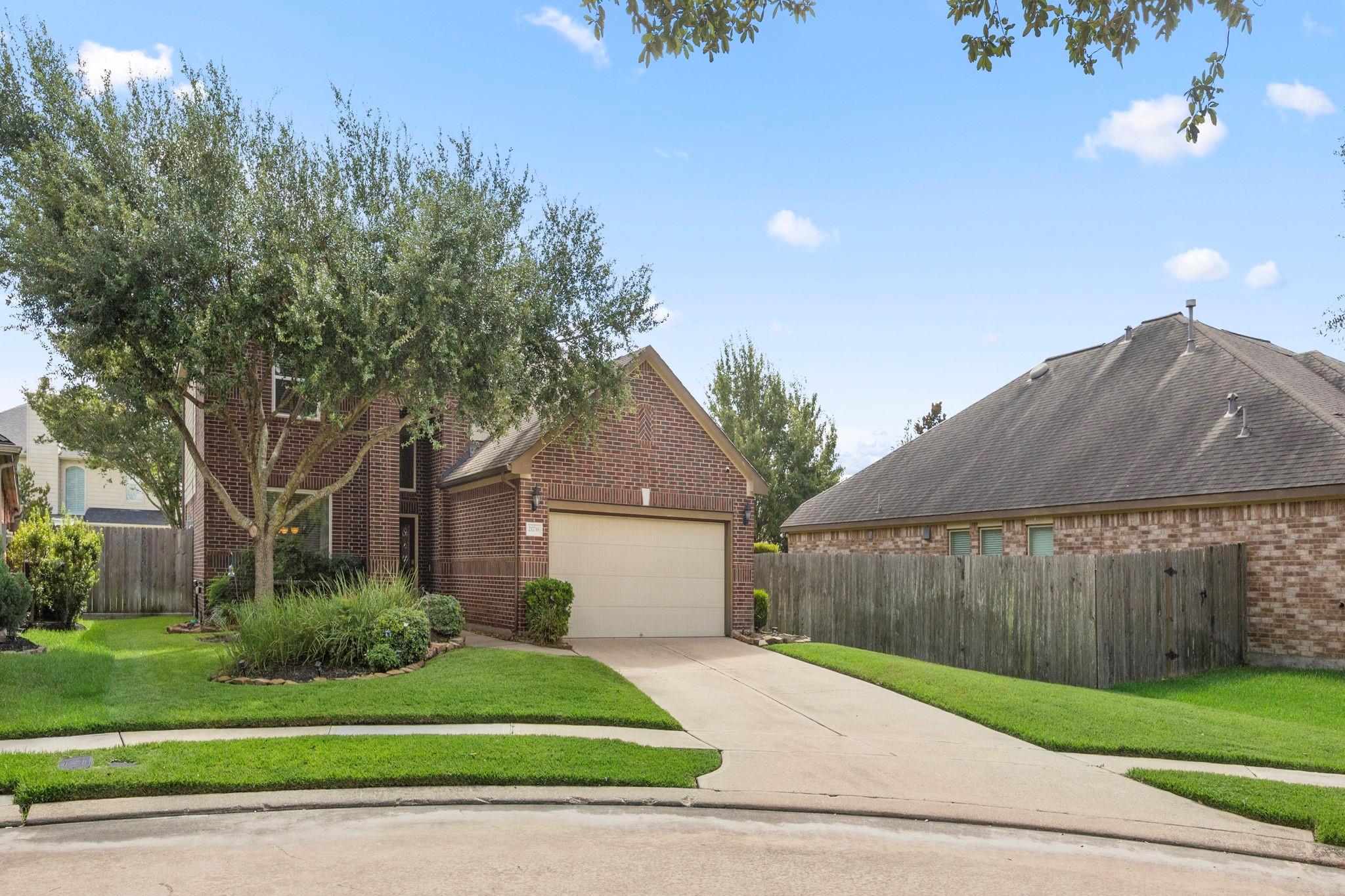 21738 E Carolina Green Drive — photo