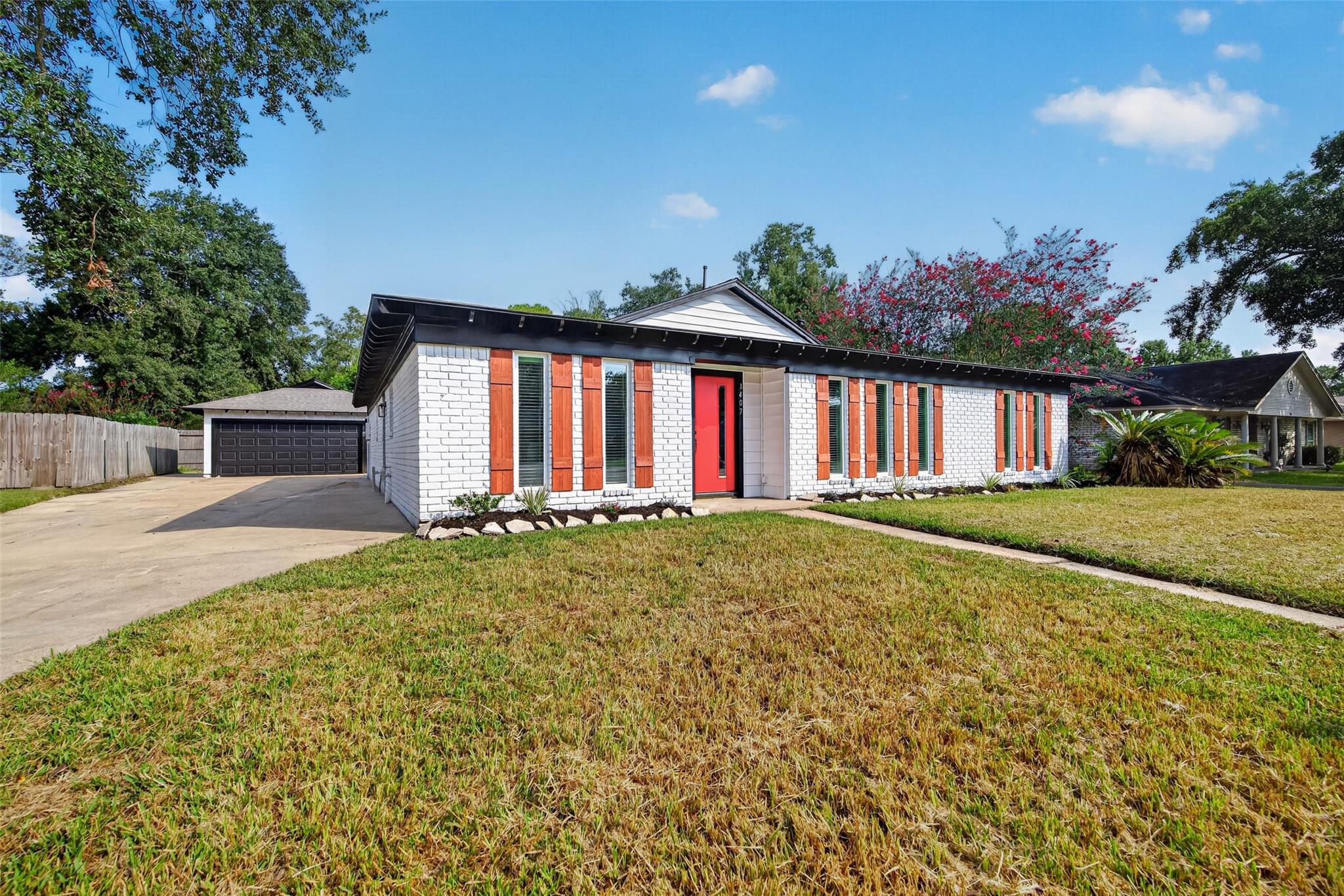 1407 Neptune Lane — photo