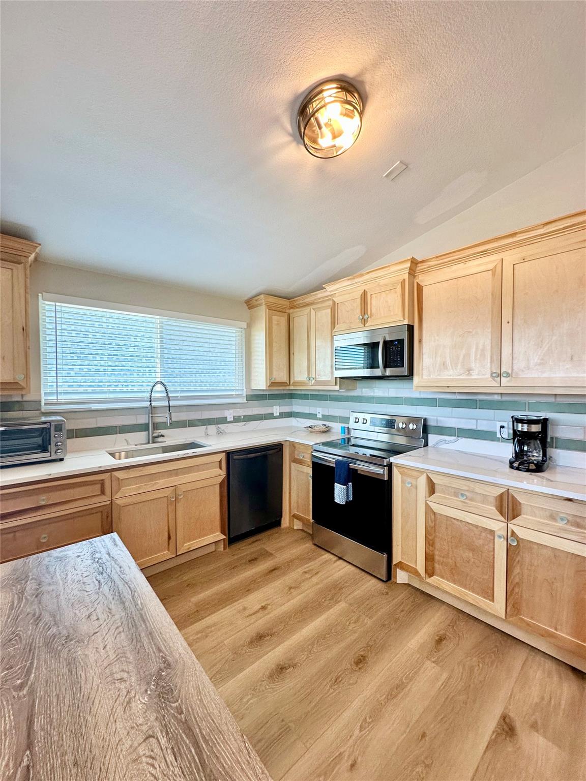 12908 John Reynolds Road — photo