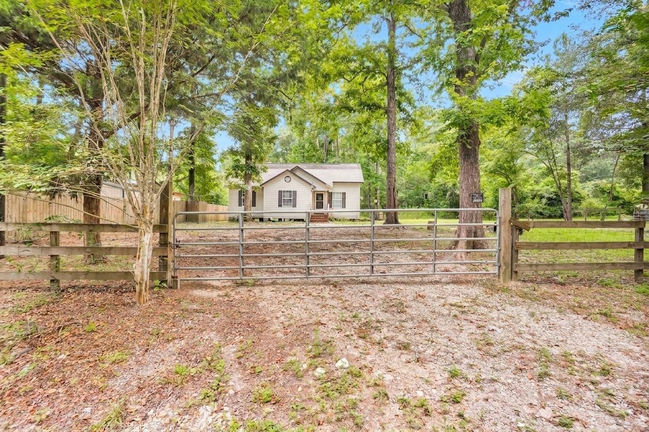 264 Buck Owens Road — photo