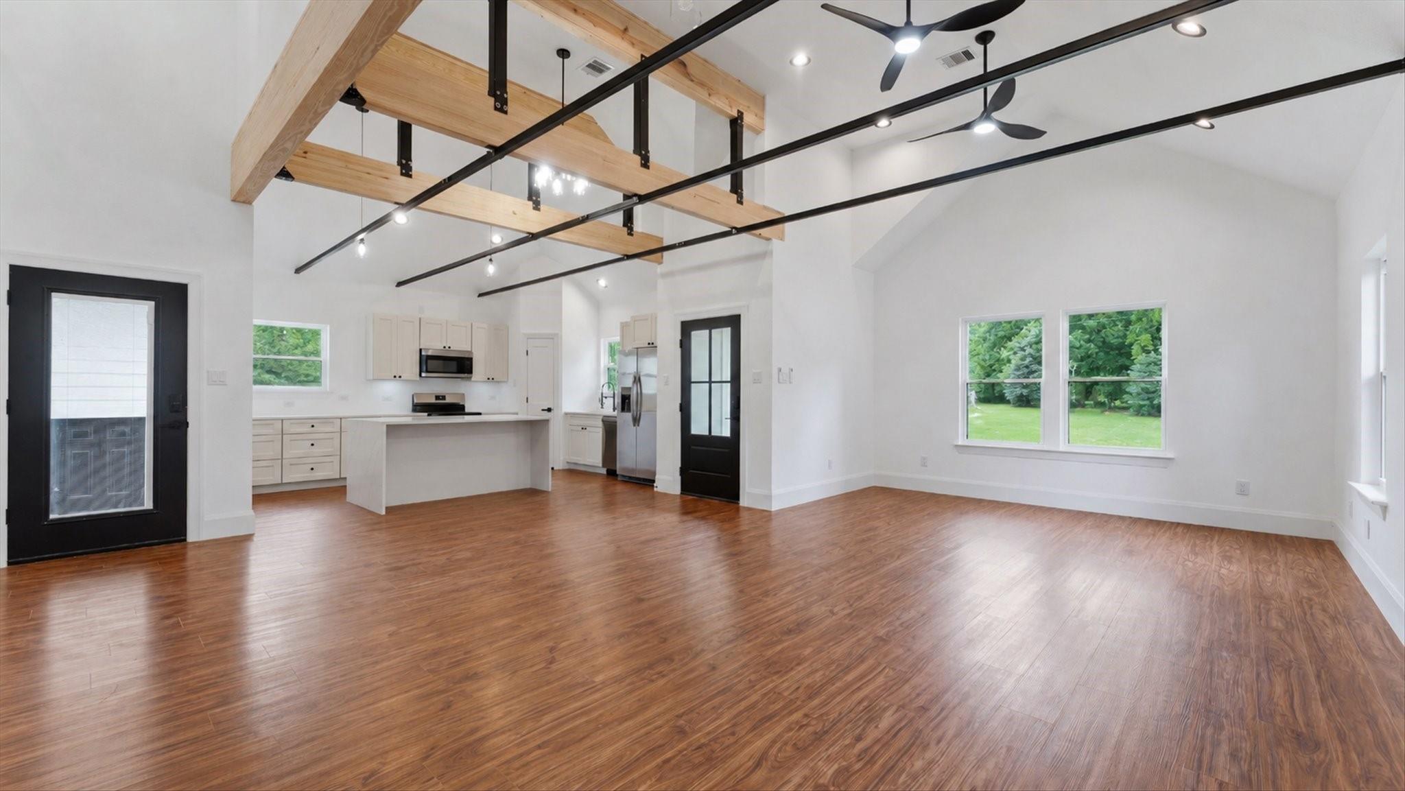 10802 Fairview Drive — photo