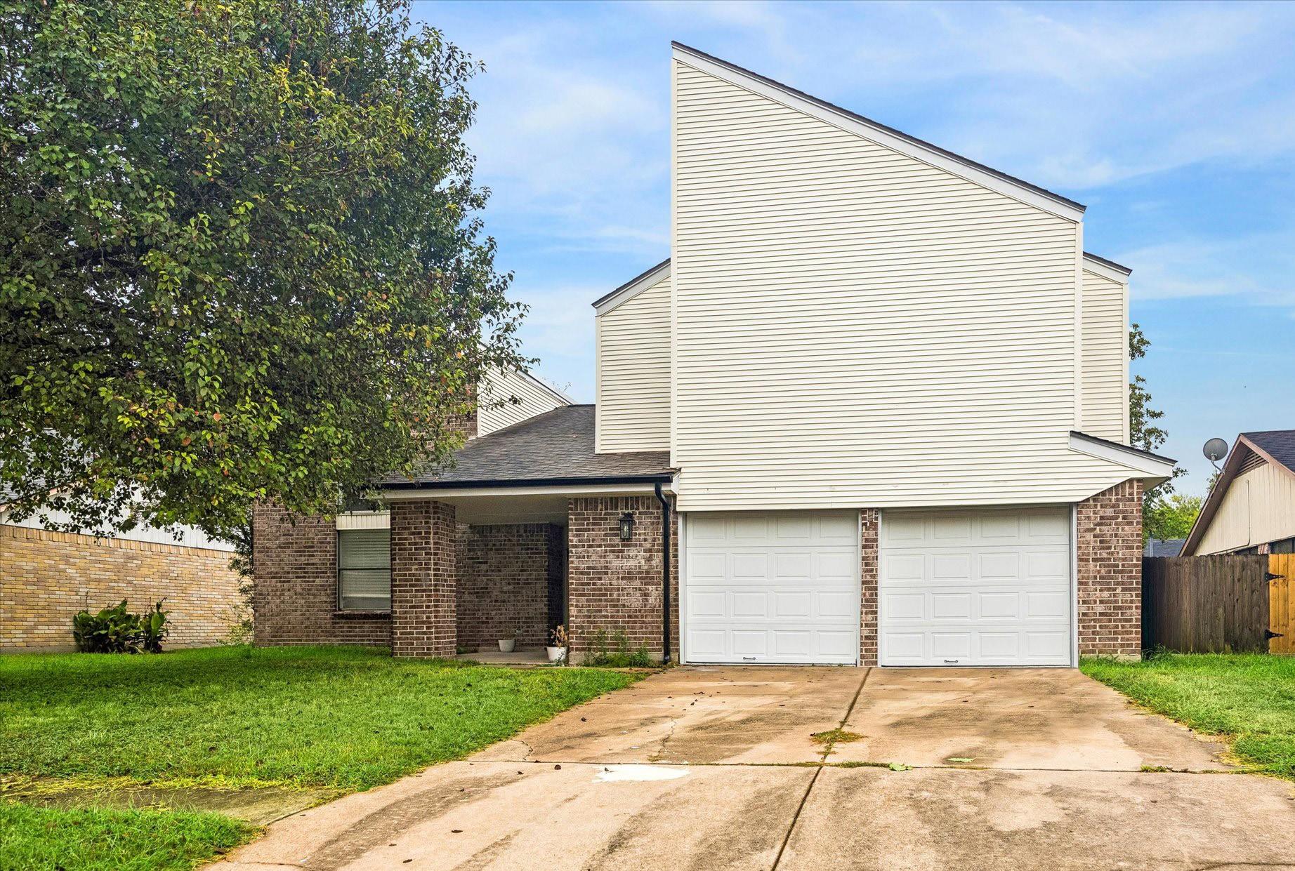 6619 Log Hollow Drive — photo